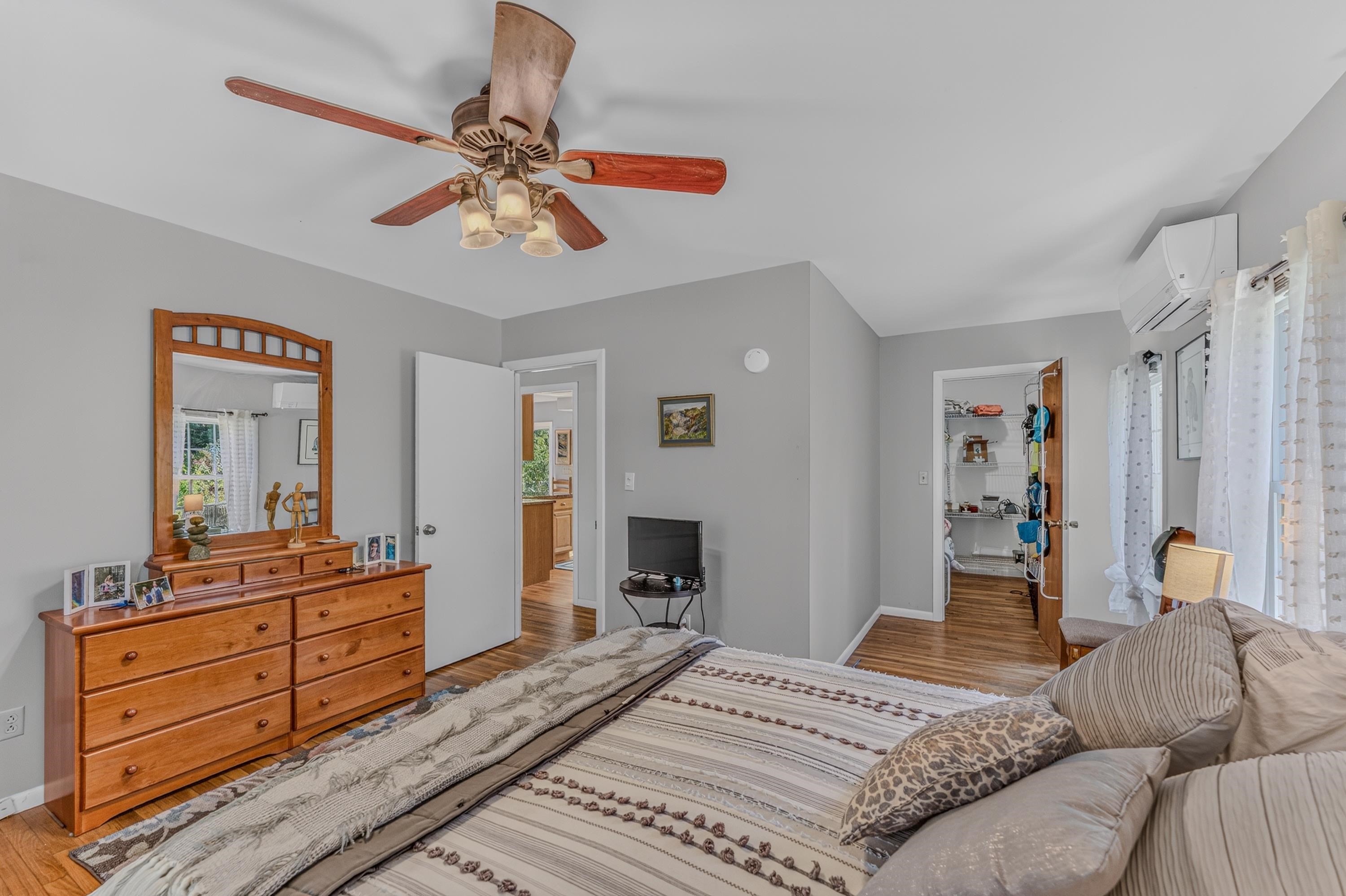 72 Harvard Street Property Photo 31