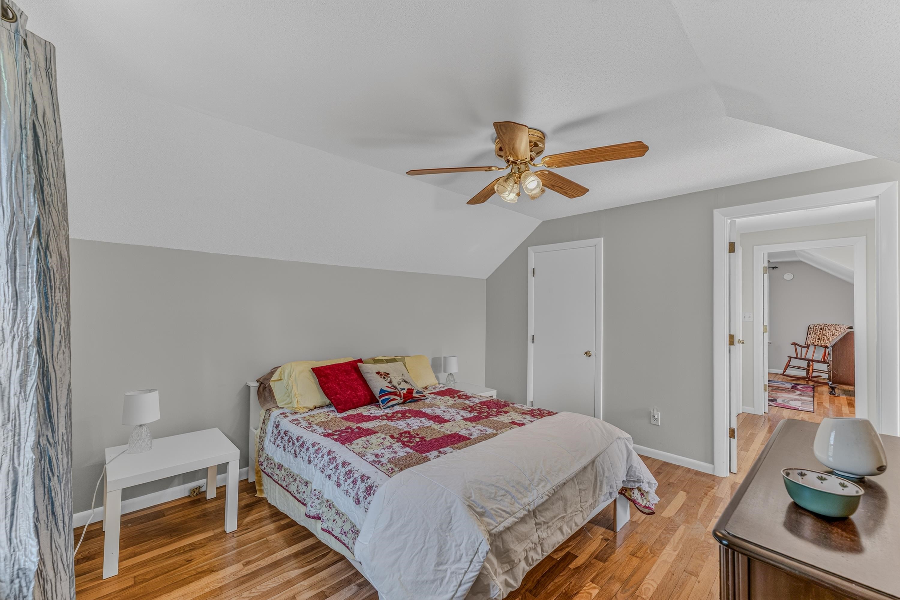 72 Harvard Street Property Photo 43