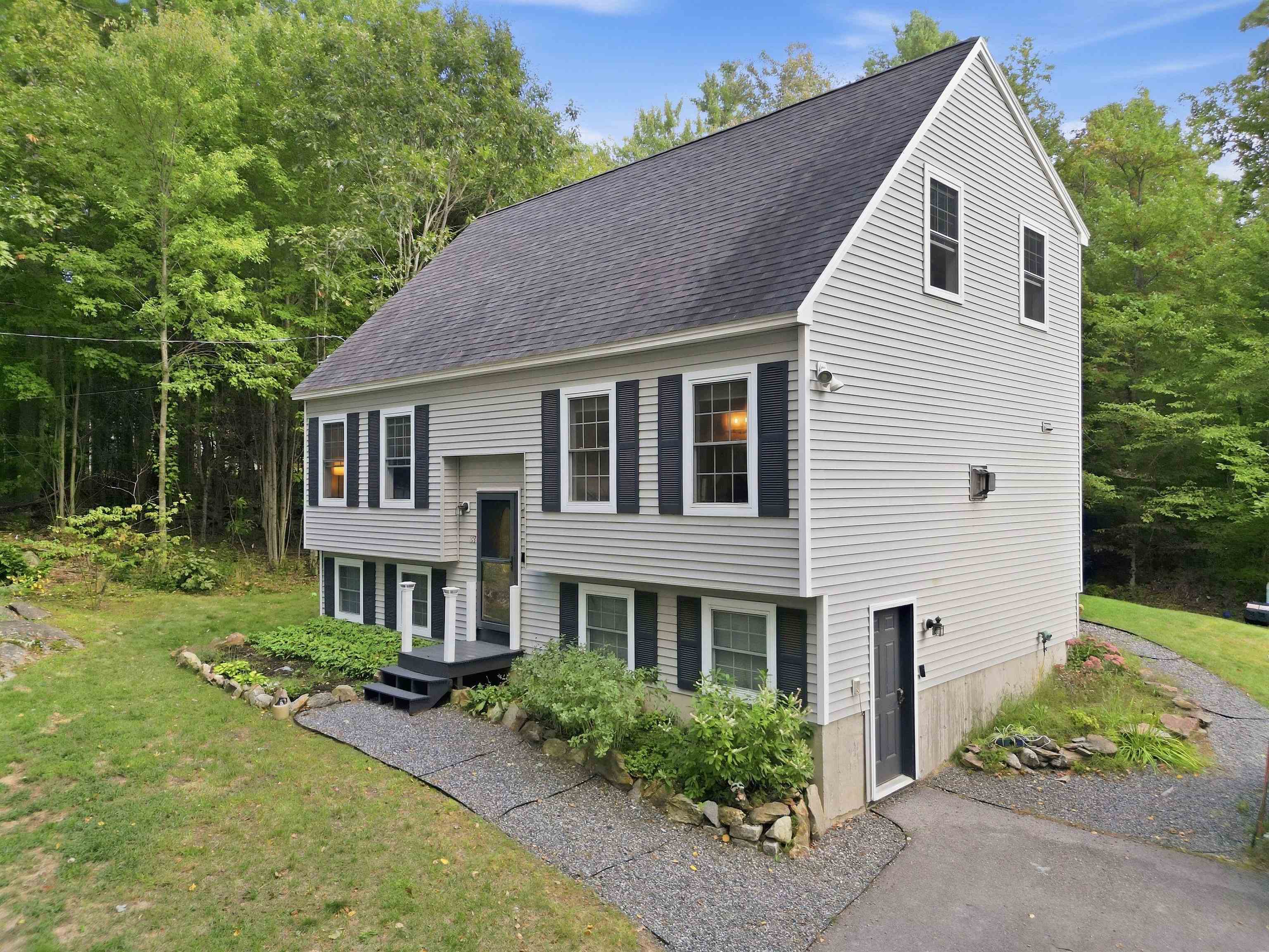 33 Old Rochester Road Property Photo 5