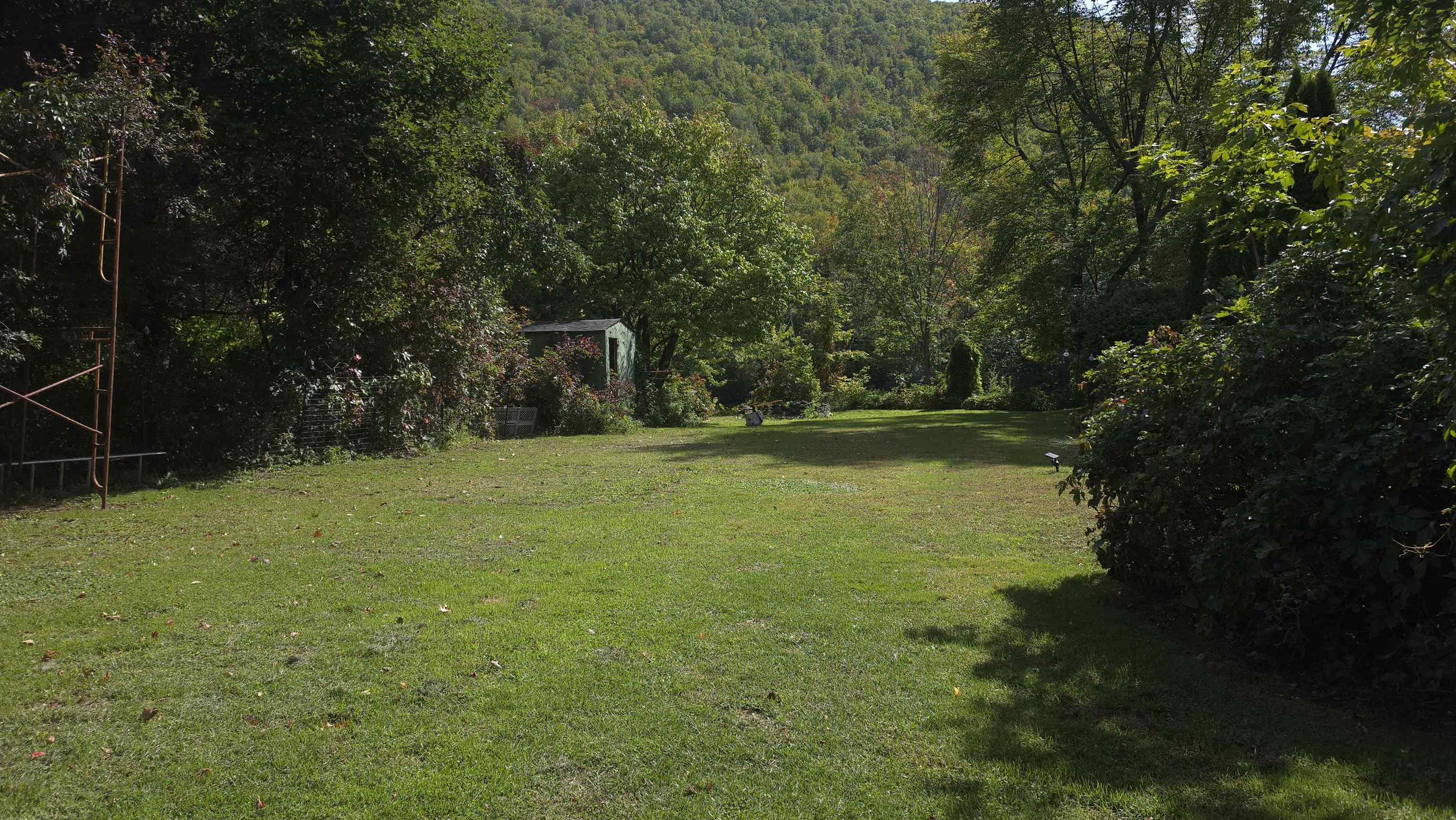24 Cascade Flats Property Photo 5