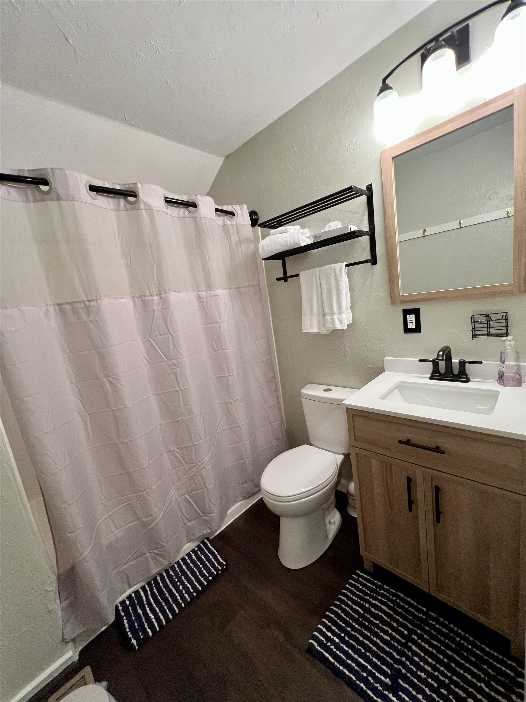 24 Northport Terrace Property Photo 8
