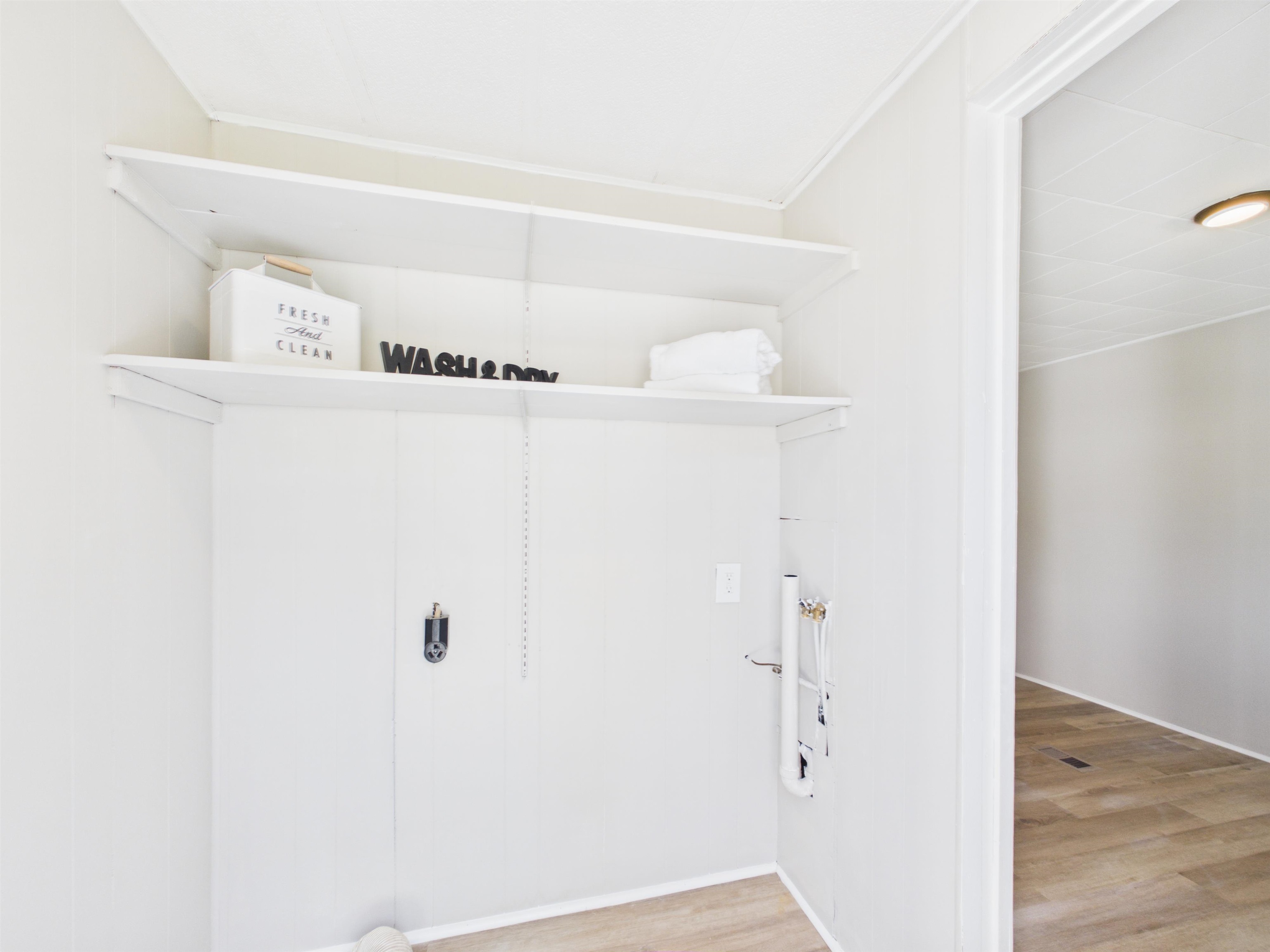 11 Finch Street Property Photo 18