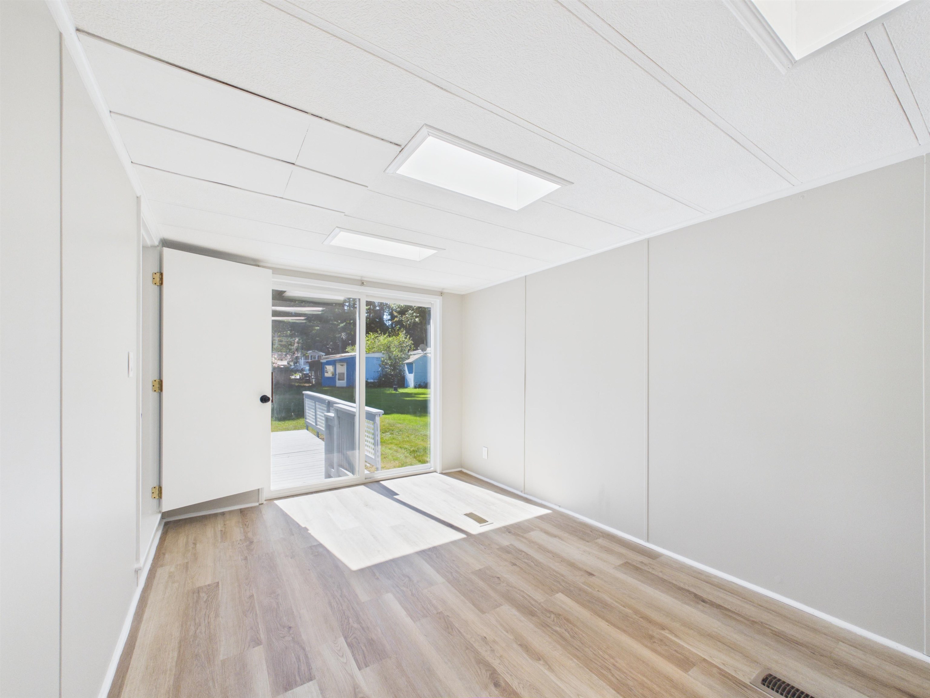 11 Finch Street Property Photo 21