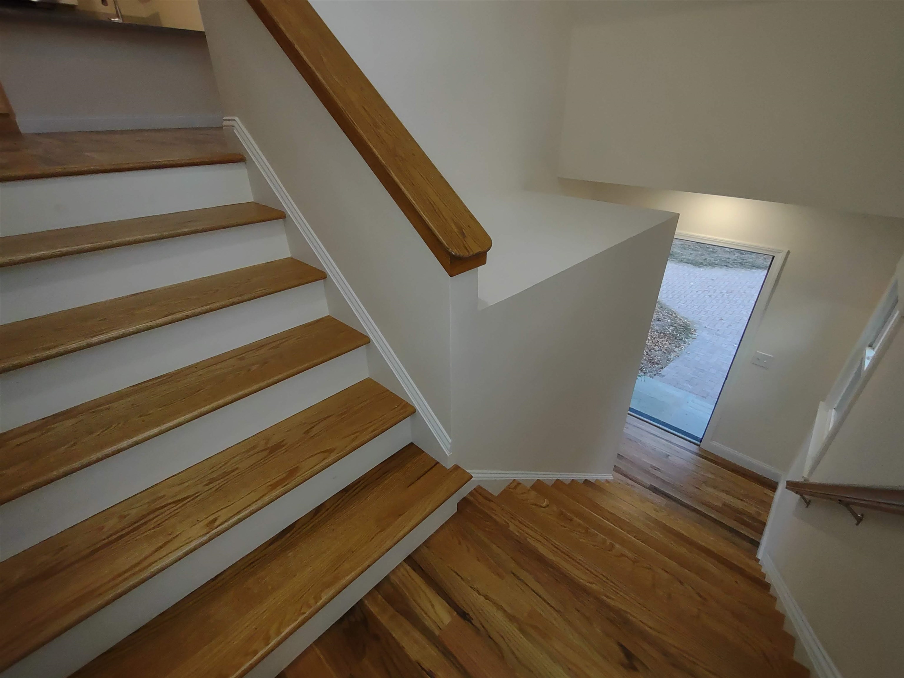 394 Union Avenue Property Photo 4