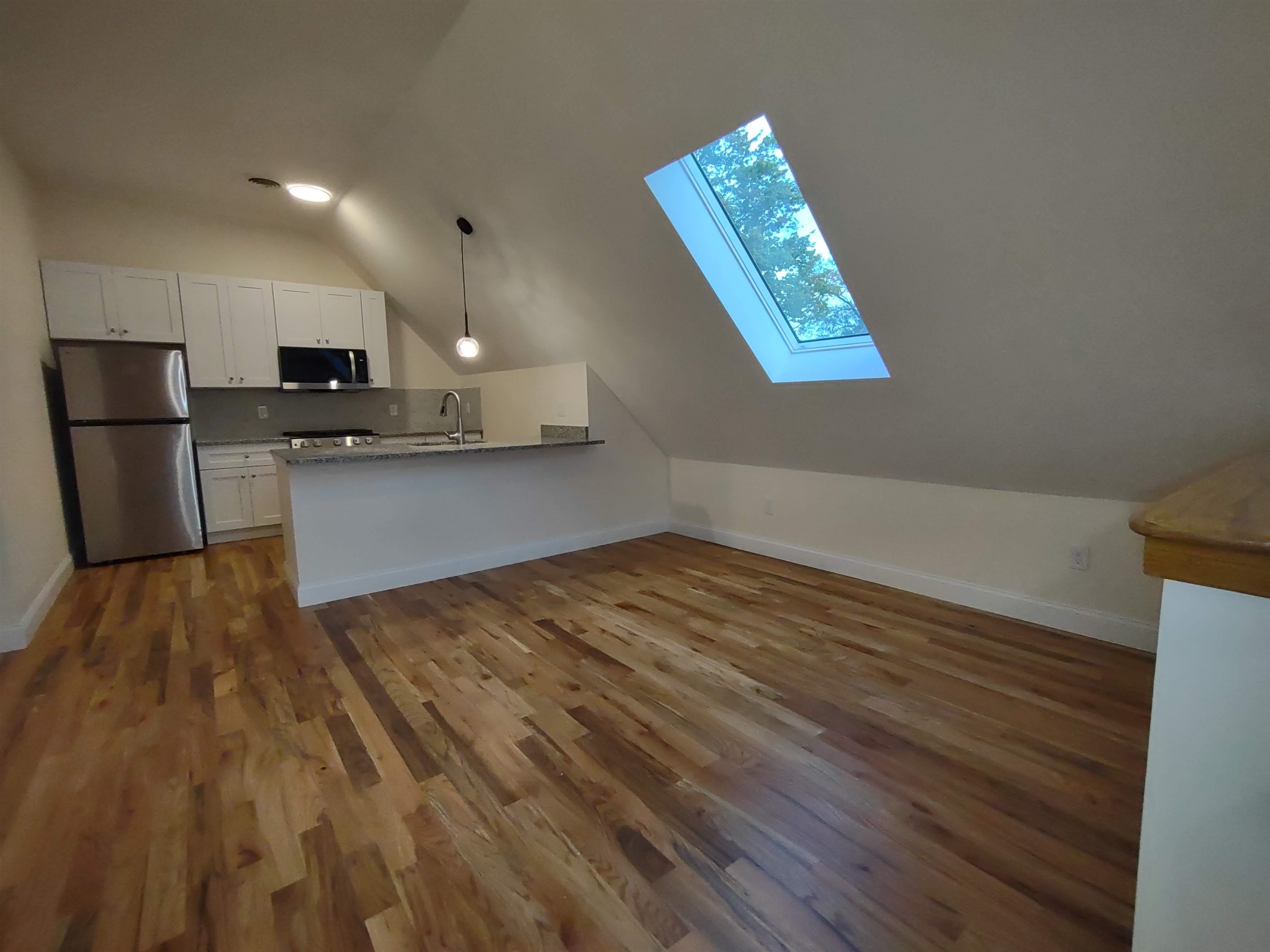 394 Union Avenue Property Photo 5