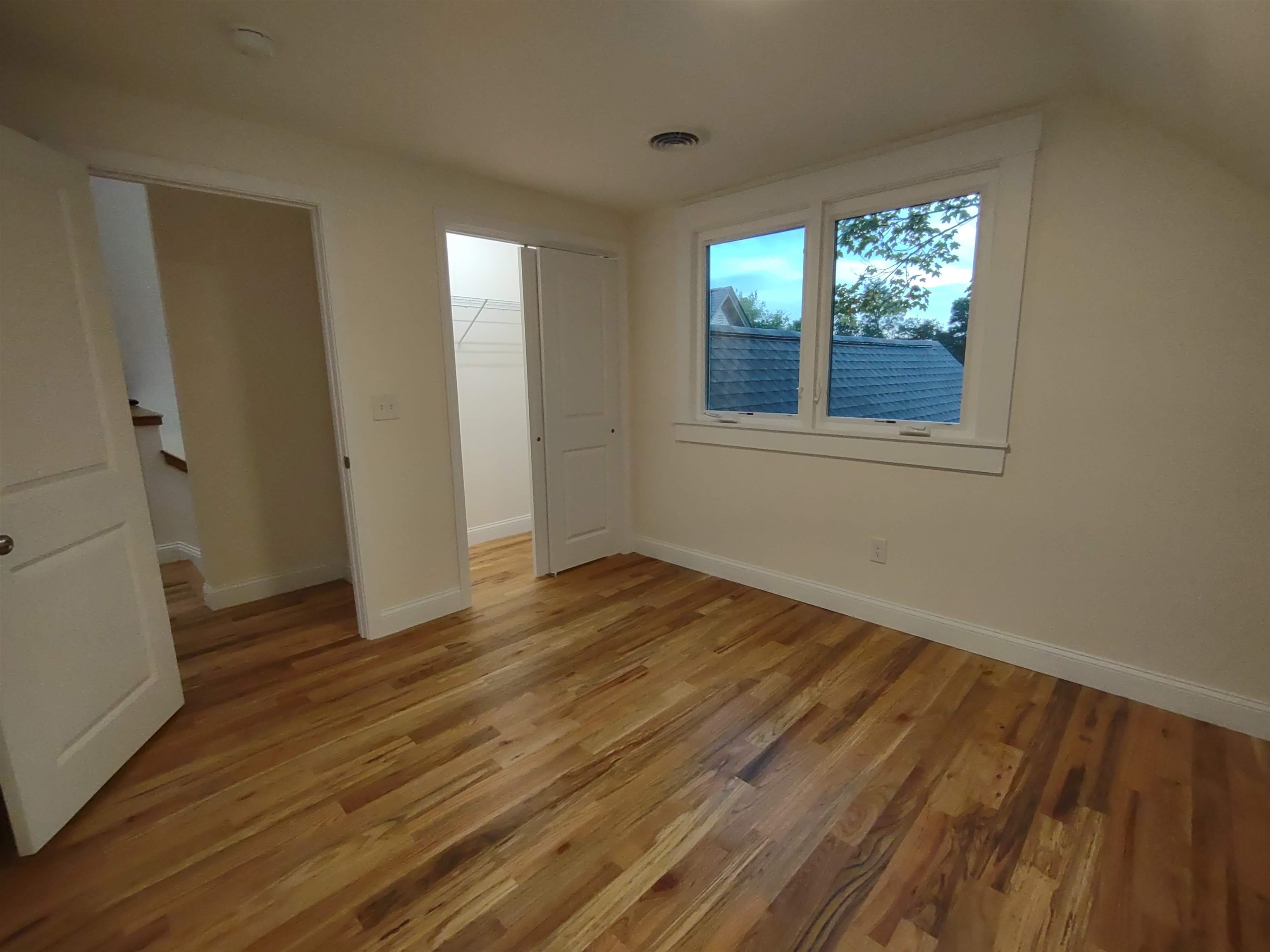 394 Union Avenue Property Photo 9