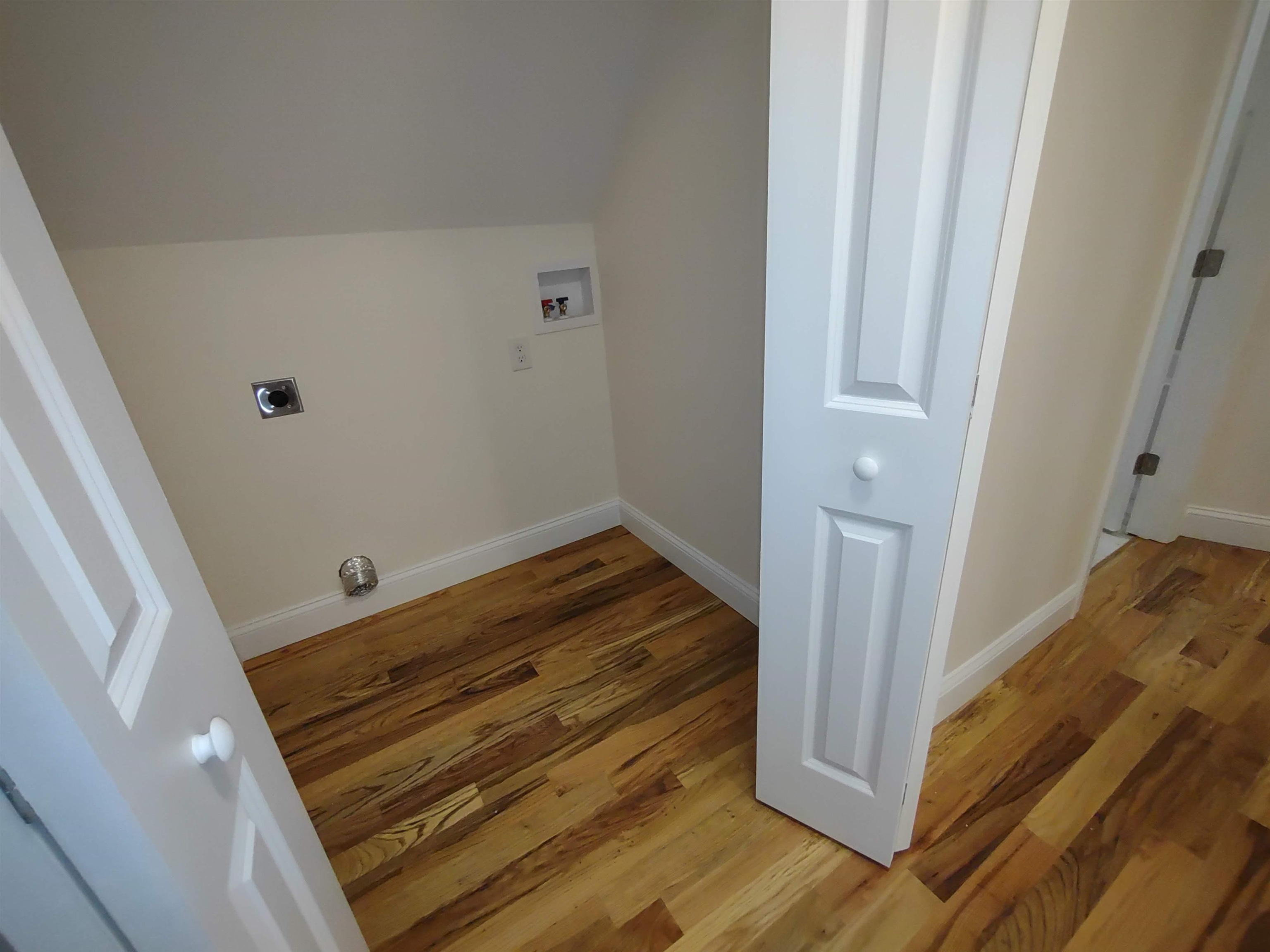 394 Union Avenue Property Photo 12