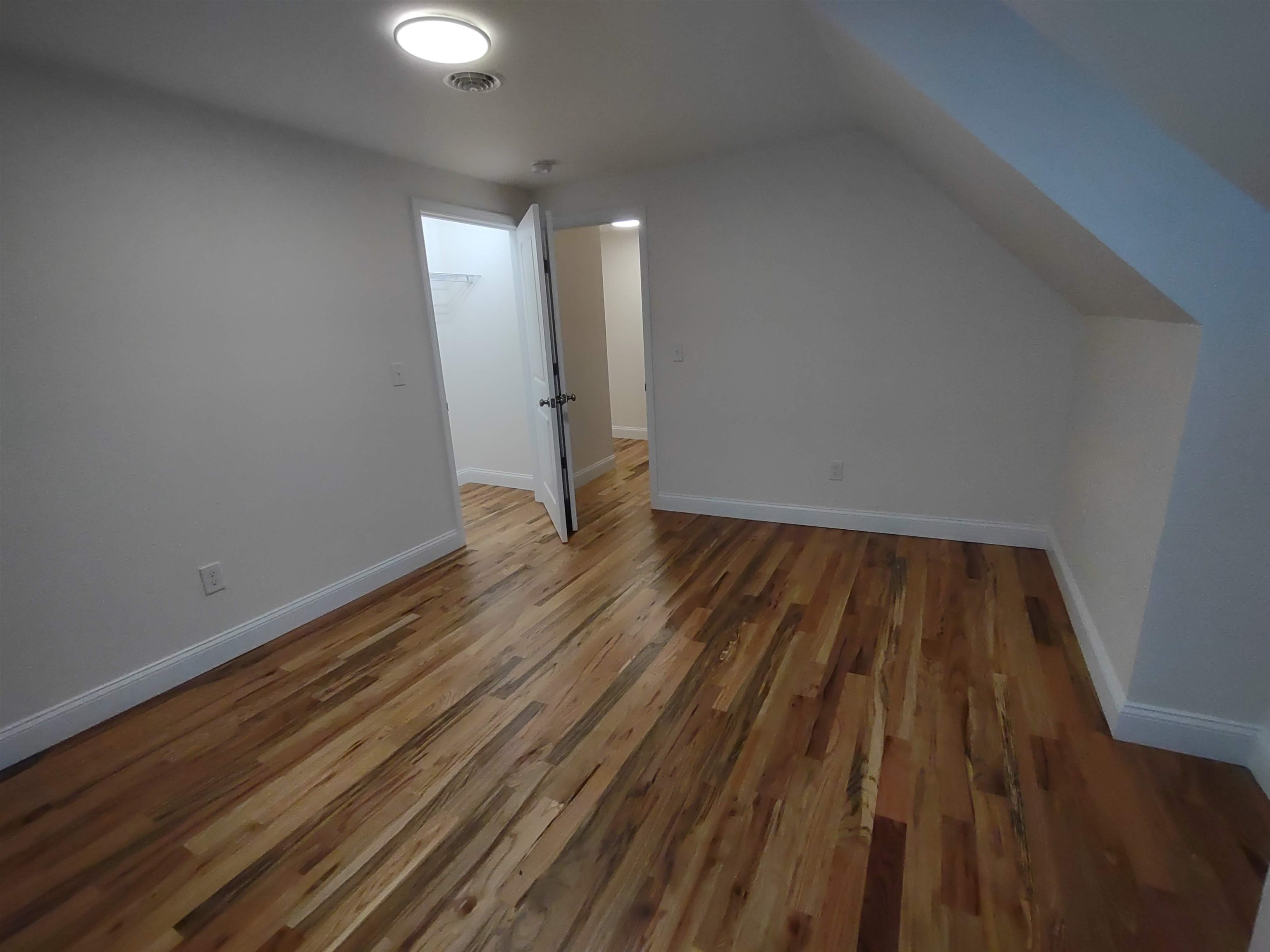 394 Union Avenue Property Photo 18