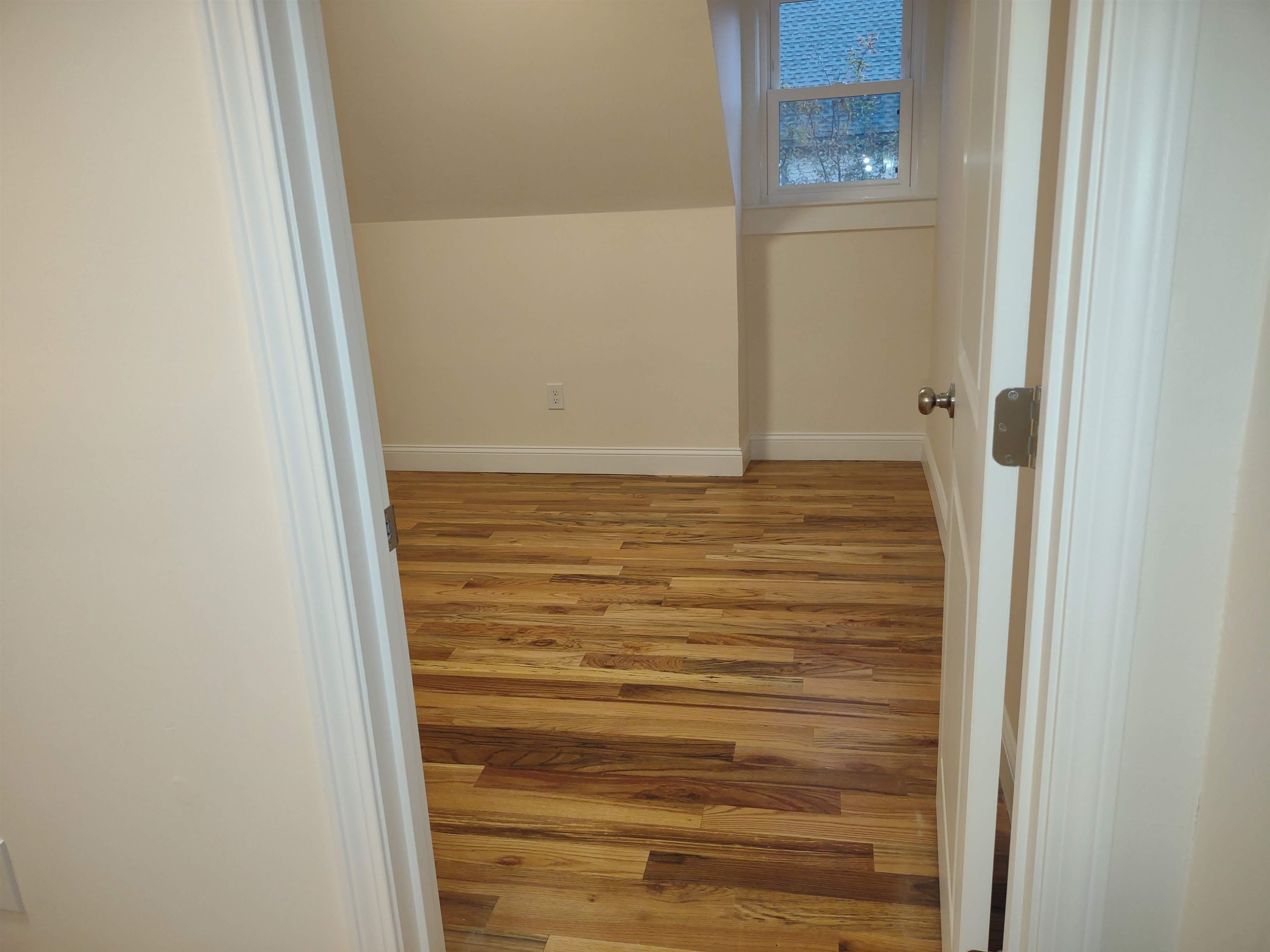 394 Union Avenue Property Photo 21