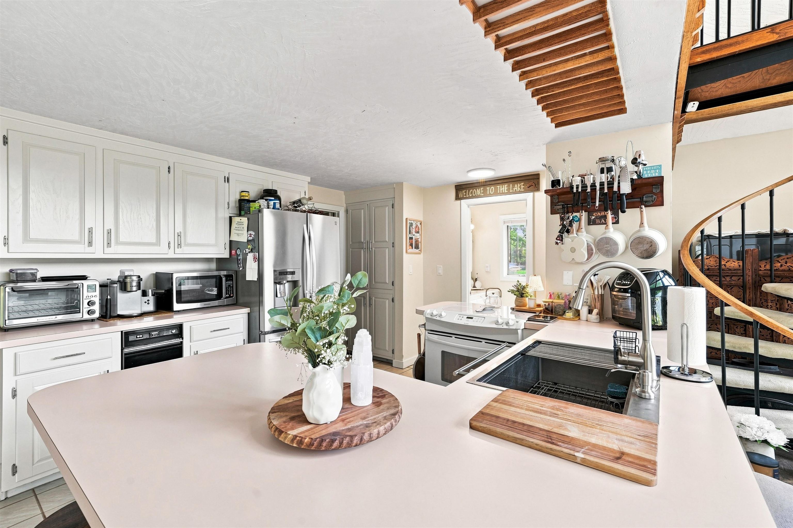 21 Oak Street Property Photo 12