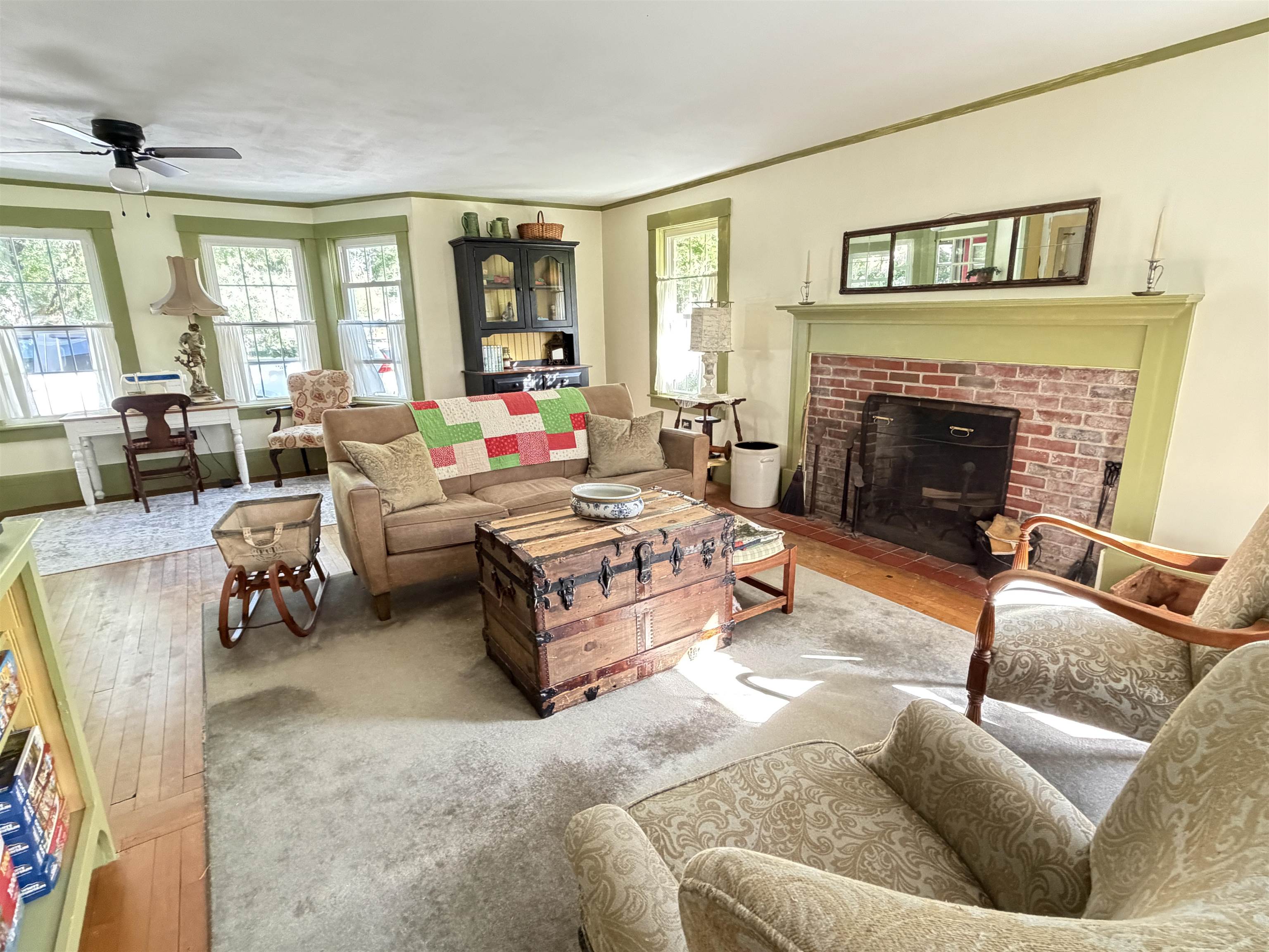 147 W Lake Road Property Photo 4