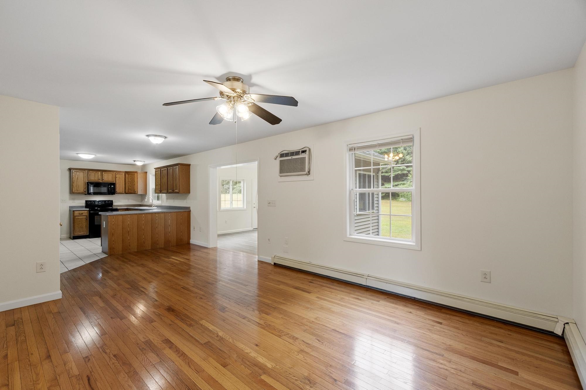 845 Bridge Street Property Photo 11