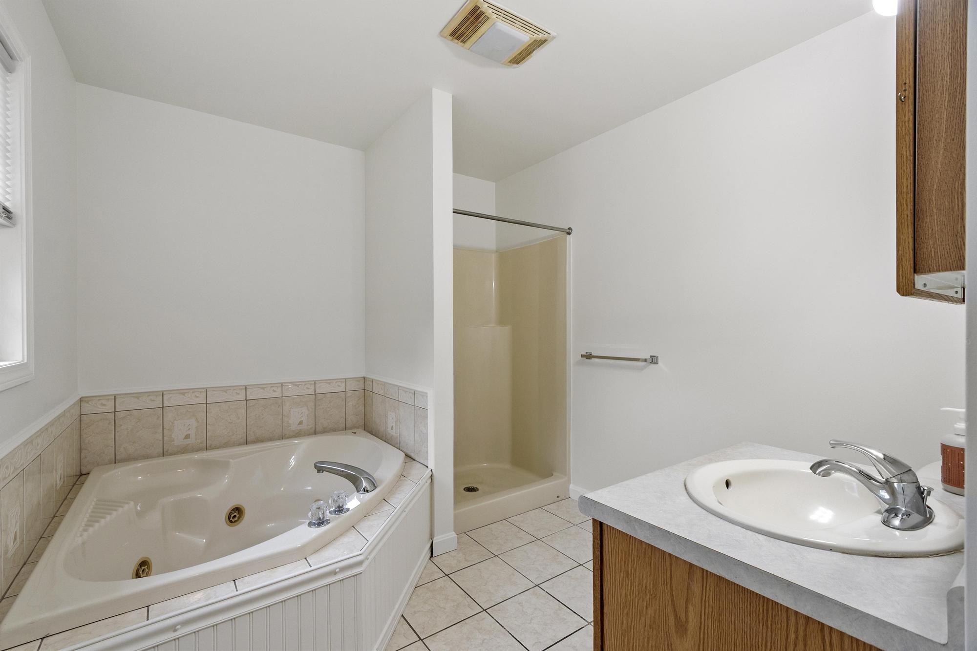 845 Bridge Street Property Photo 24