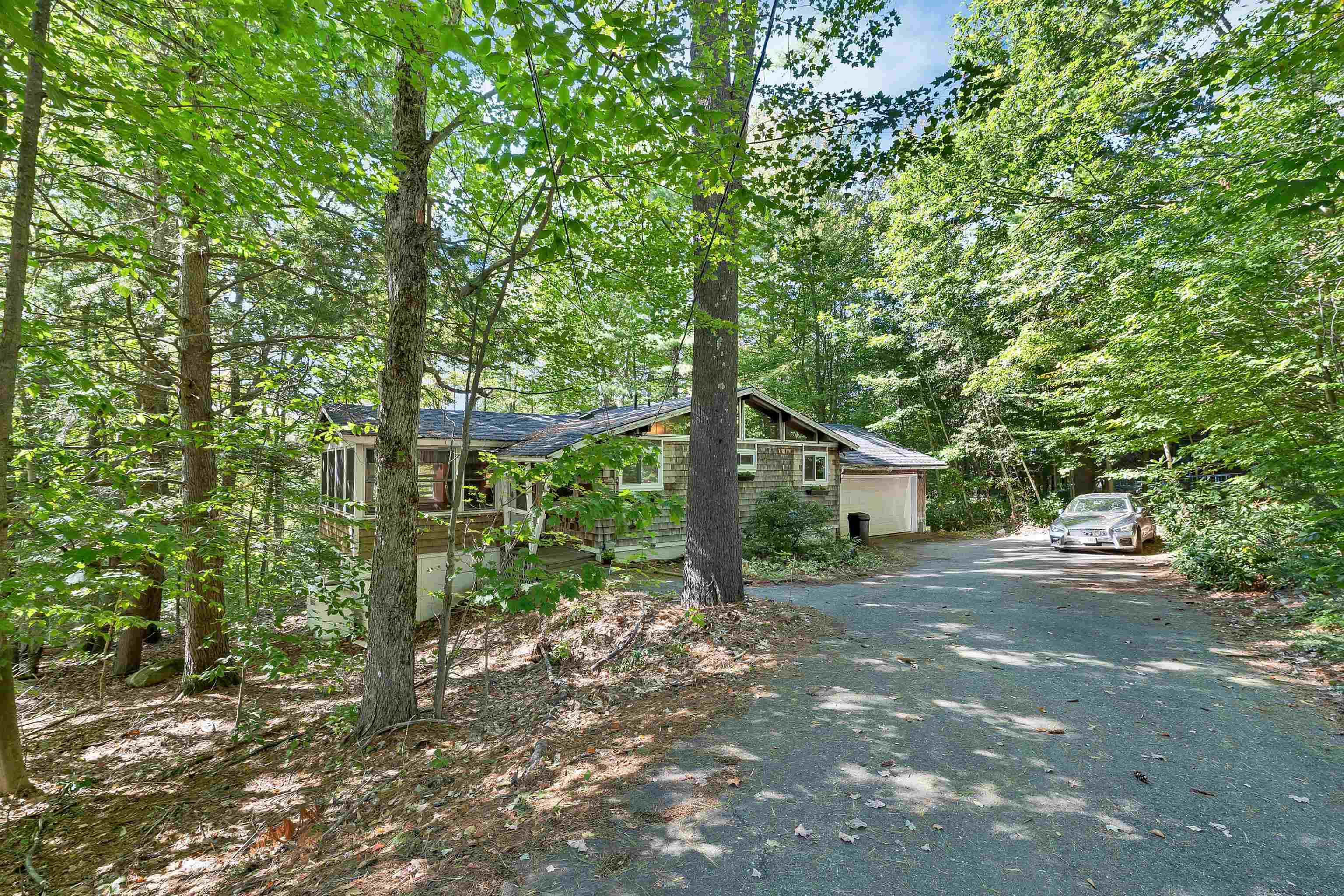 16 Forest Avenue Property Photo 3