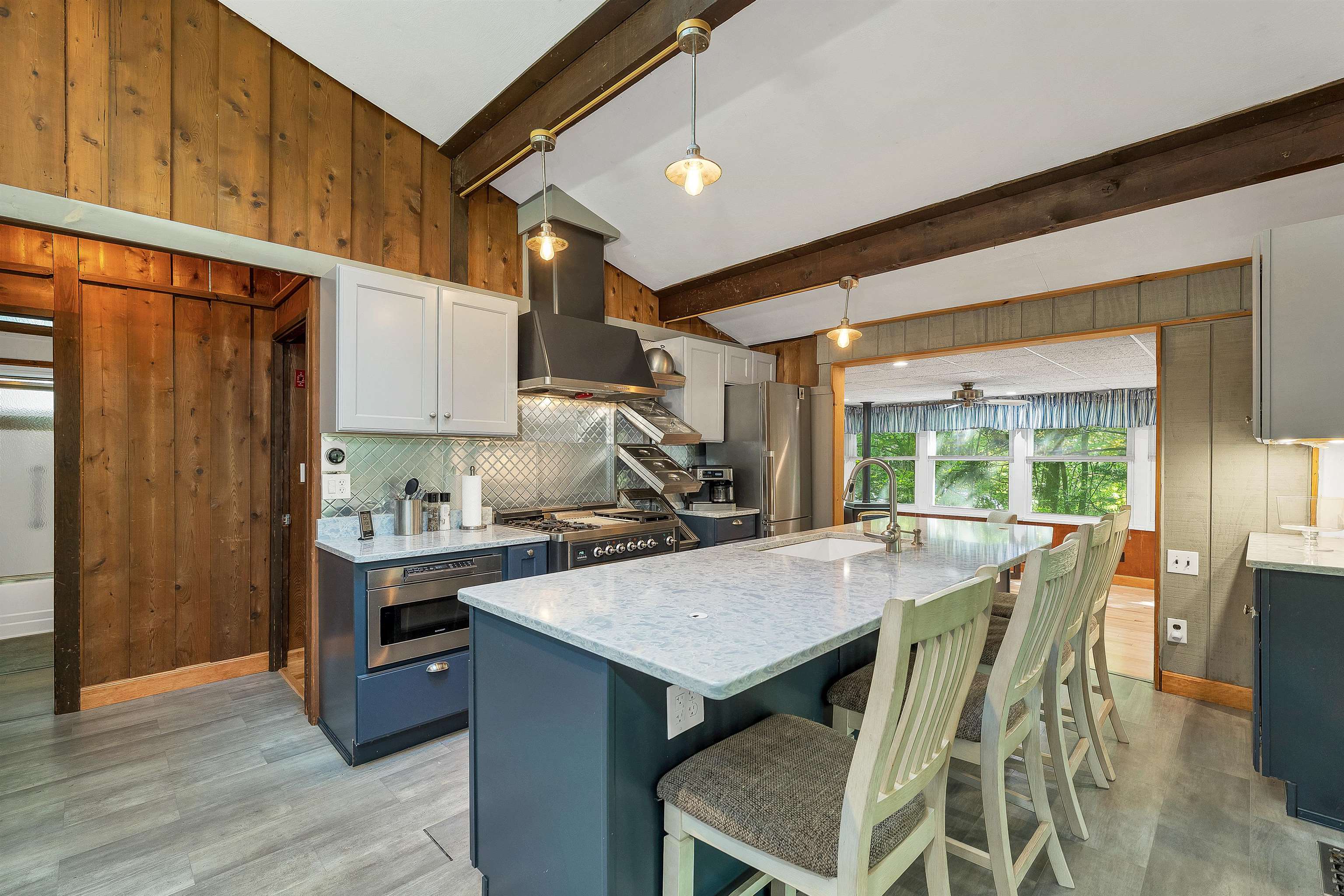 16 Forest Avenue Property Photo 4