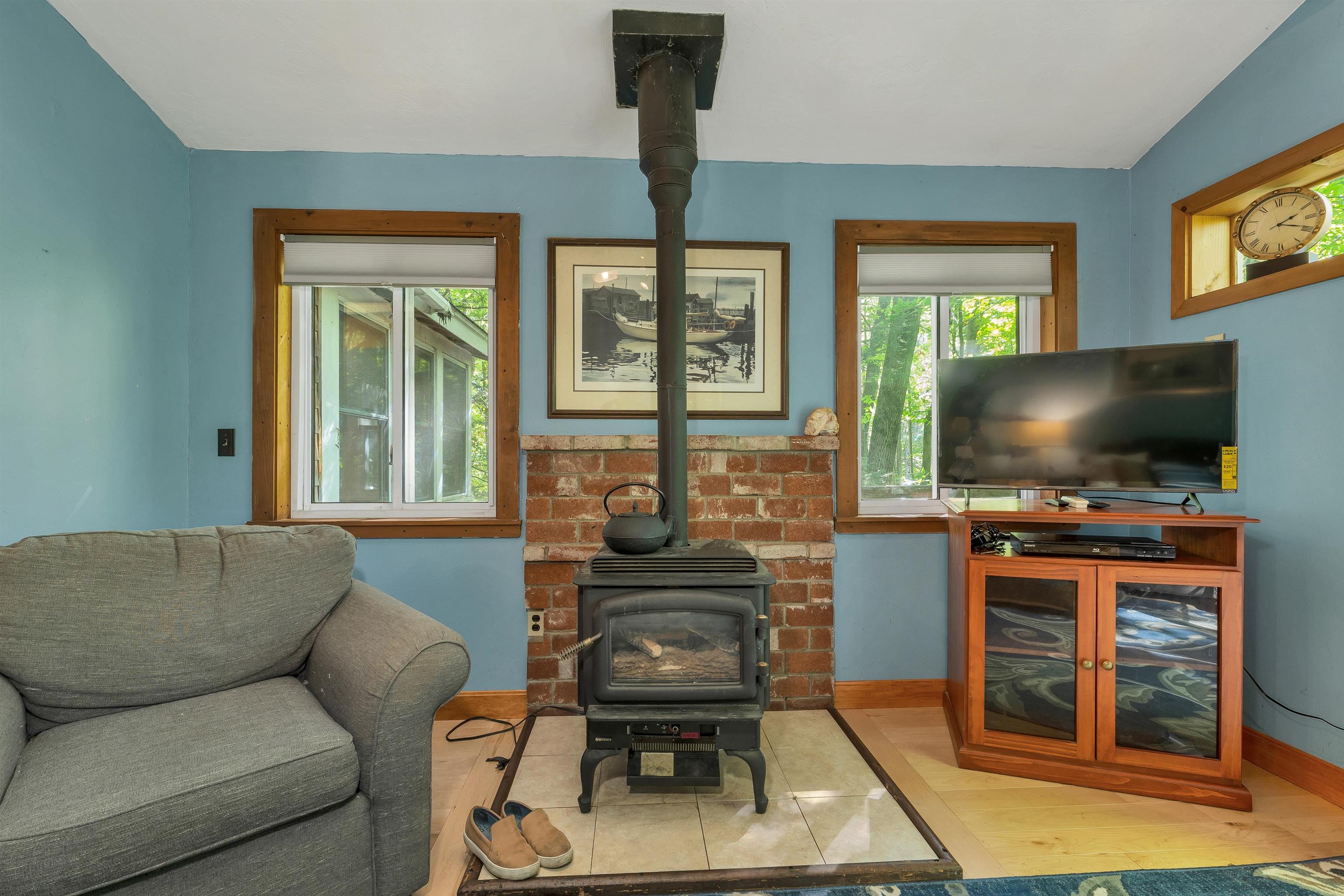 16 Forest Avenue Property Photo 11