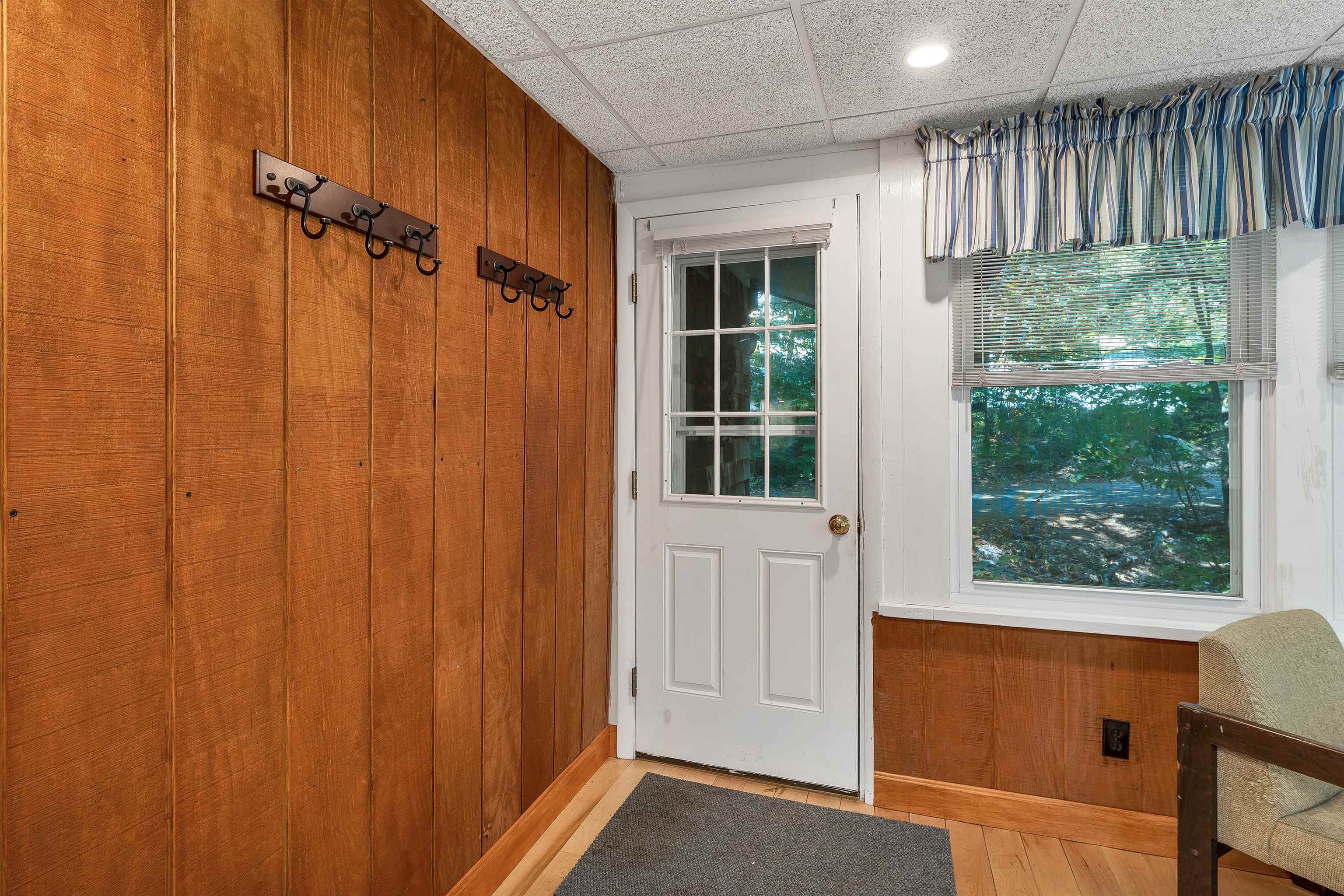 16 Forest Avenue Property Photo 15