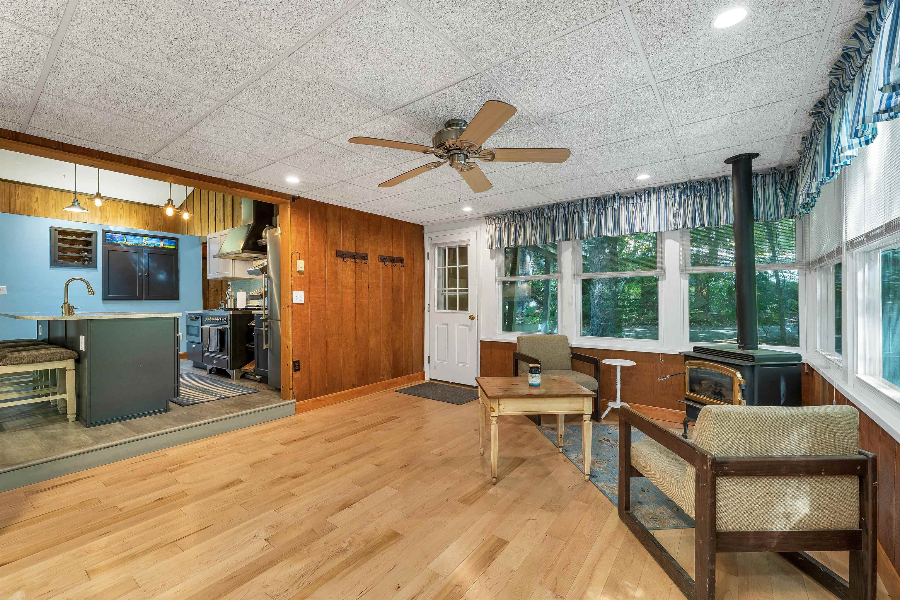 16 Forest Avenue Property Photo 19