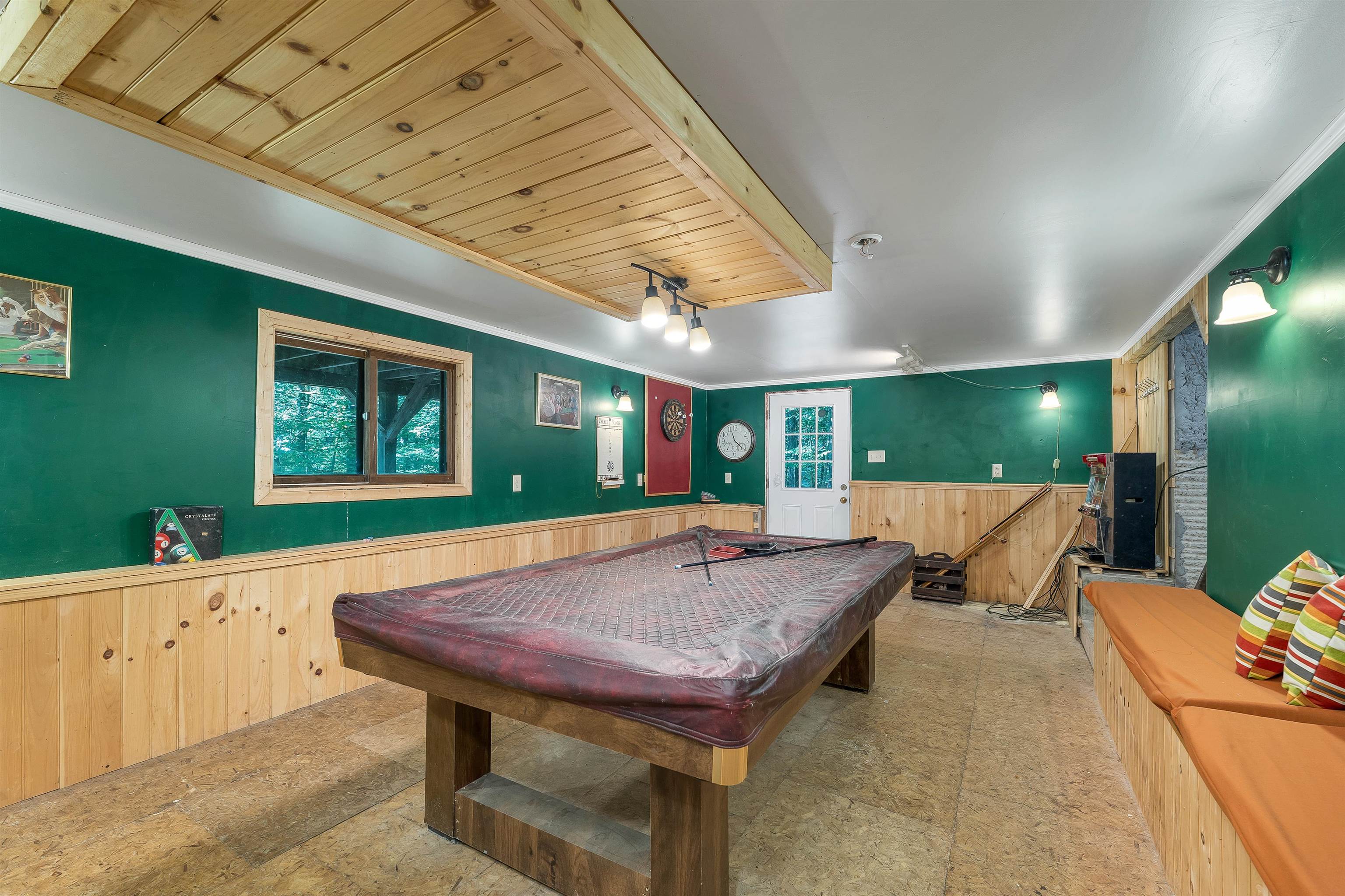16 Forest Avenue Property Photo 29