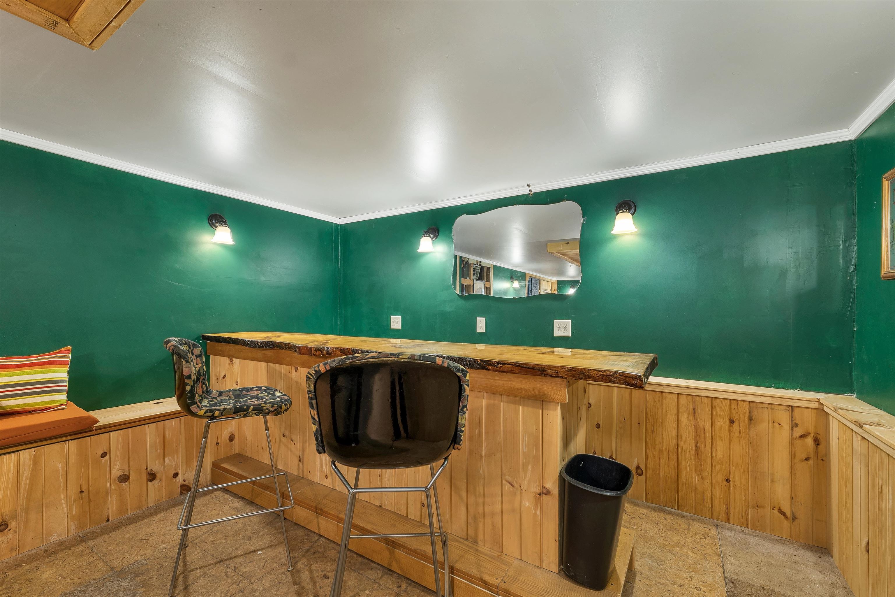 16 Forest Avenue Property Photo 30