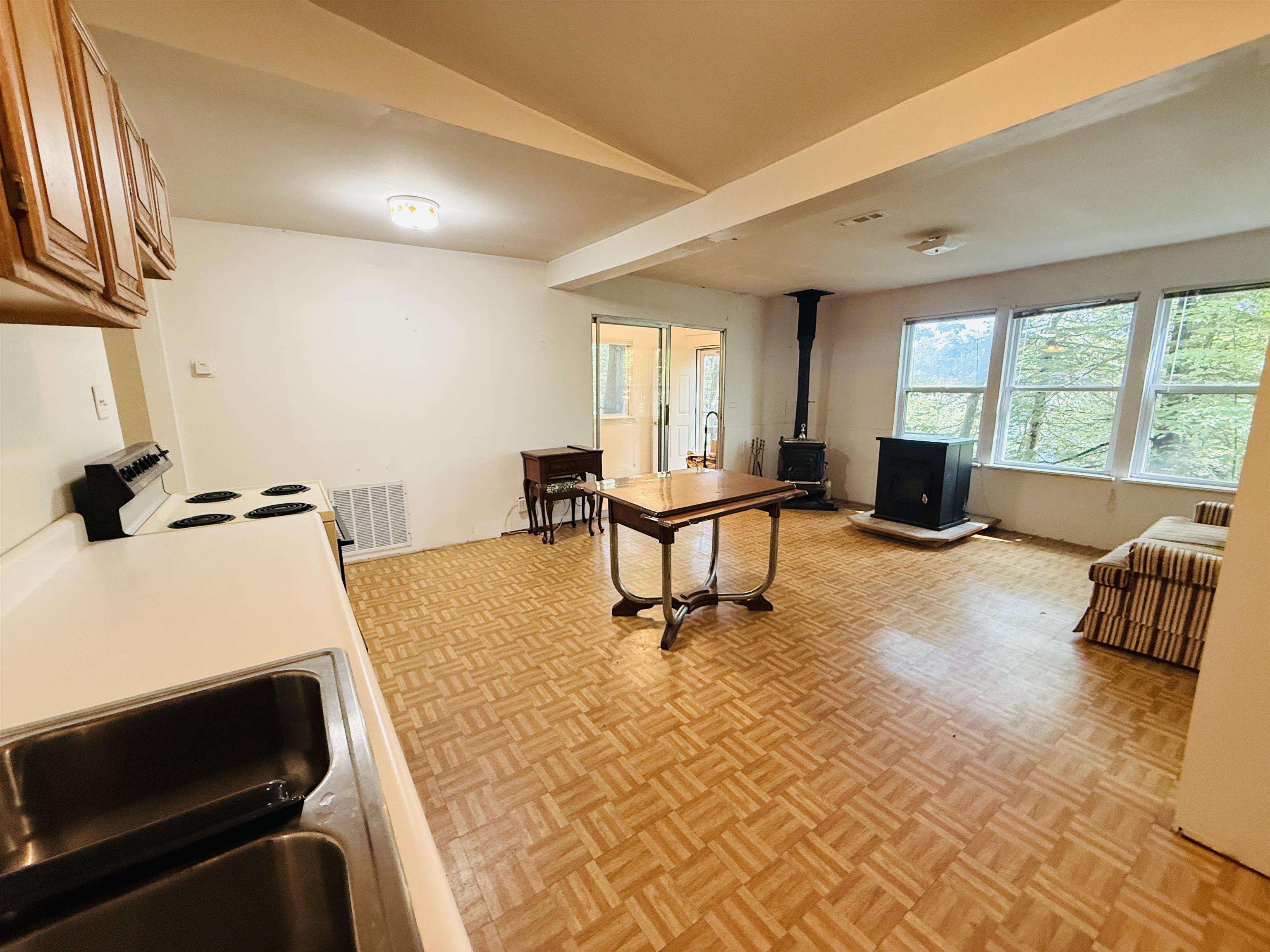 11 Kimball Street Property Photo 25