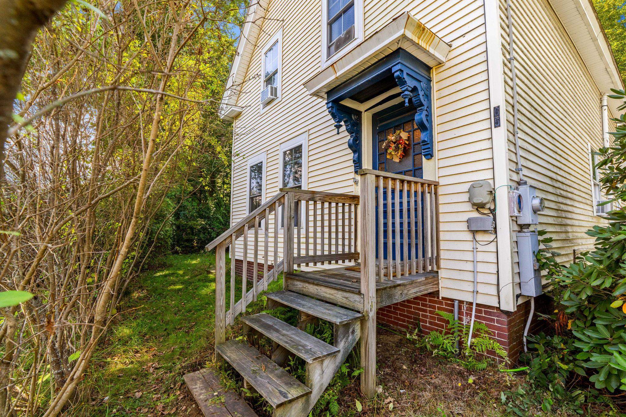 65 Riverside Drive Property Photo 4