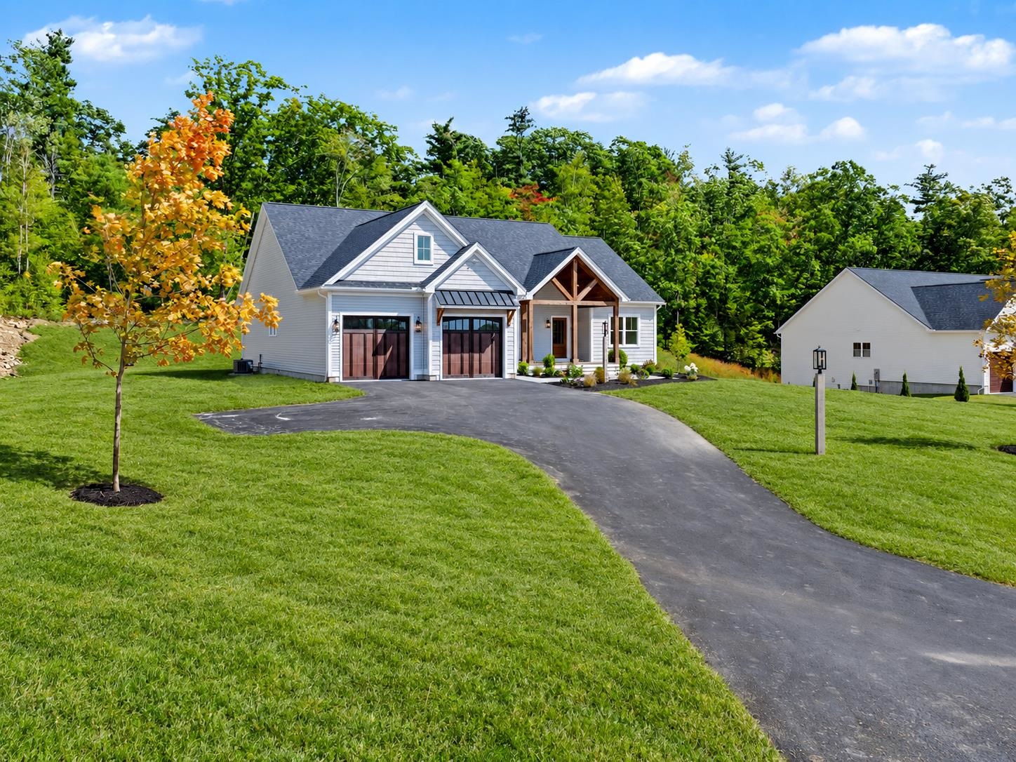 28 Saybrook Drive Property Photo 3