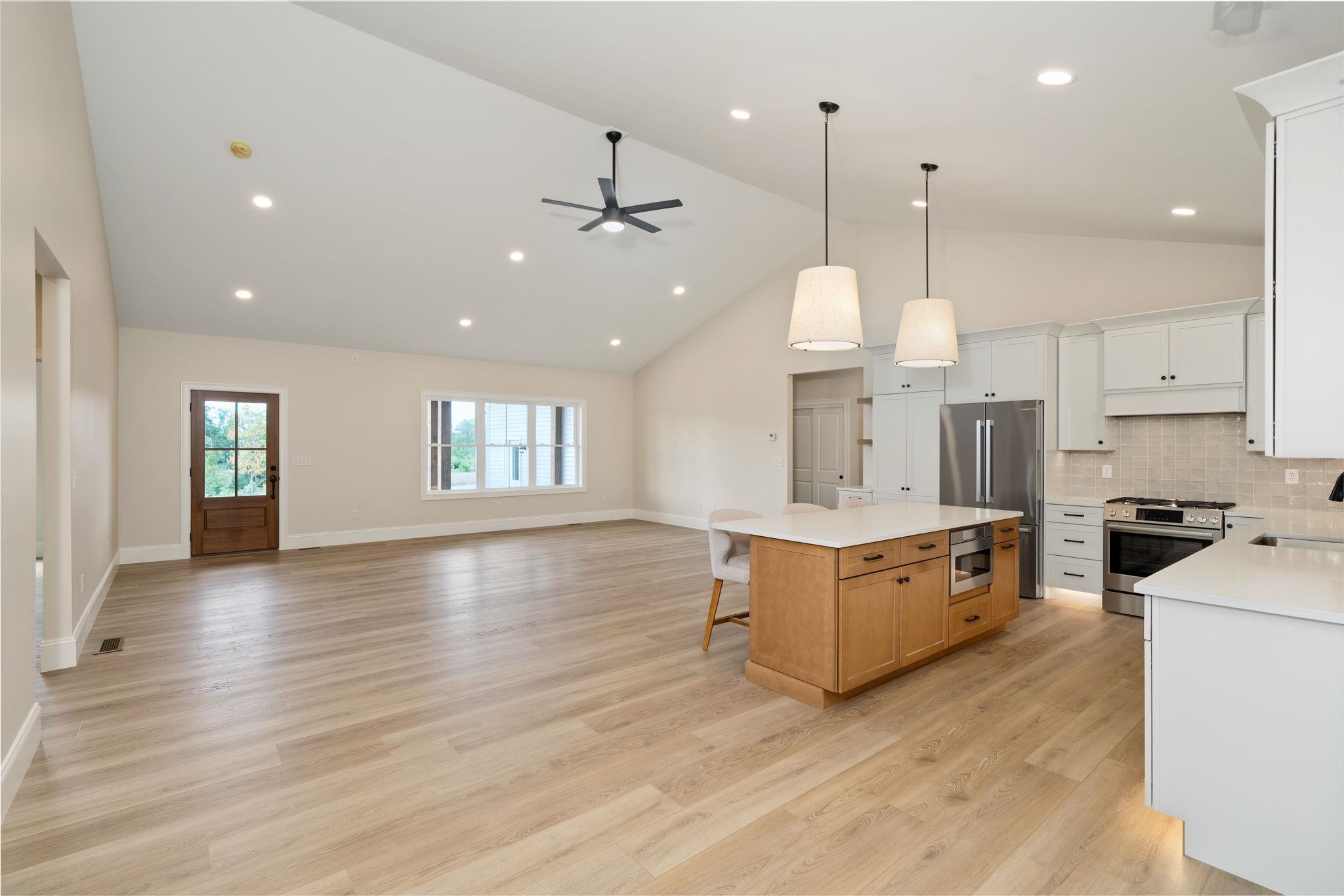 28 Saybrook Drive Property Photo 12