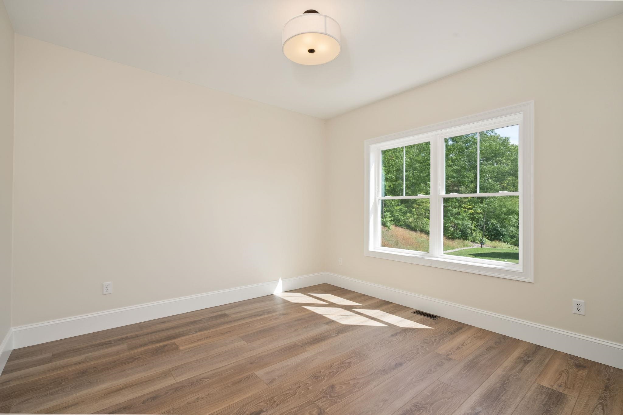 28 Saybrook Drive Property Photo 37