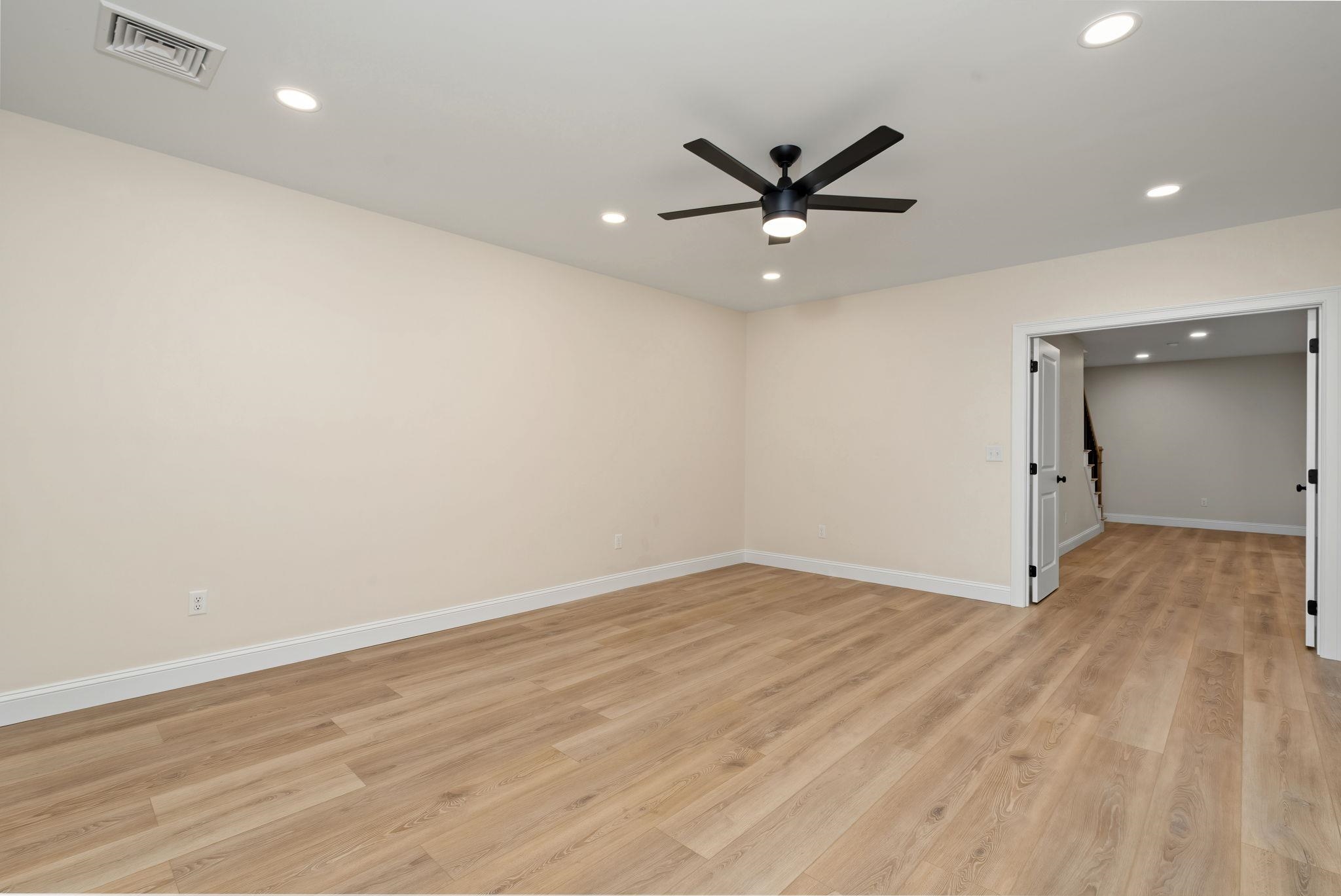 28 Saybrook Drive Property Photo 47