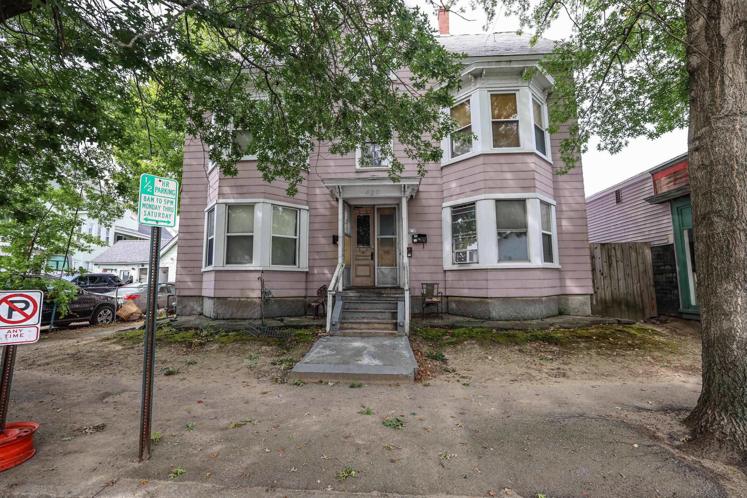 422 Lake Avenue Property Photo 2