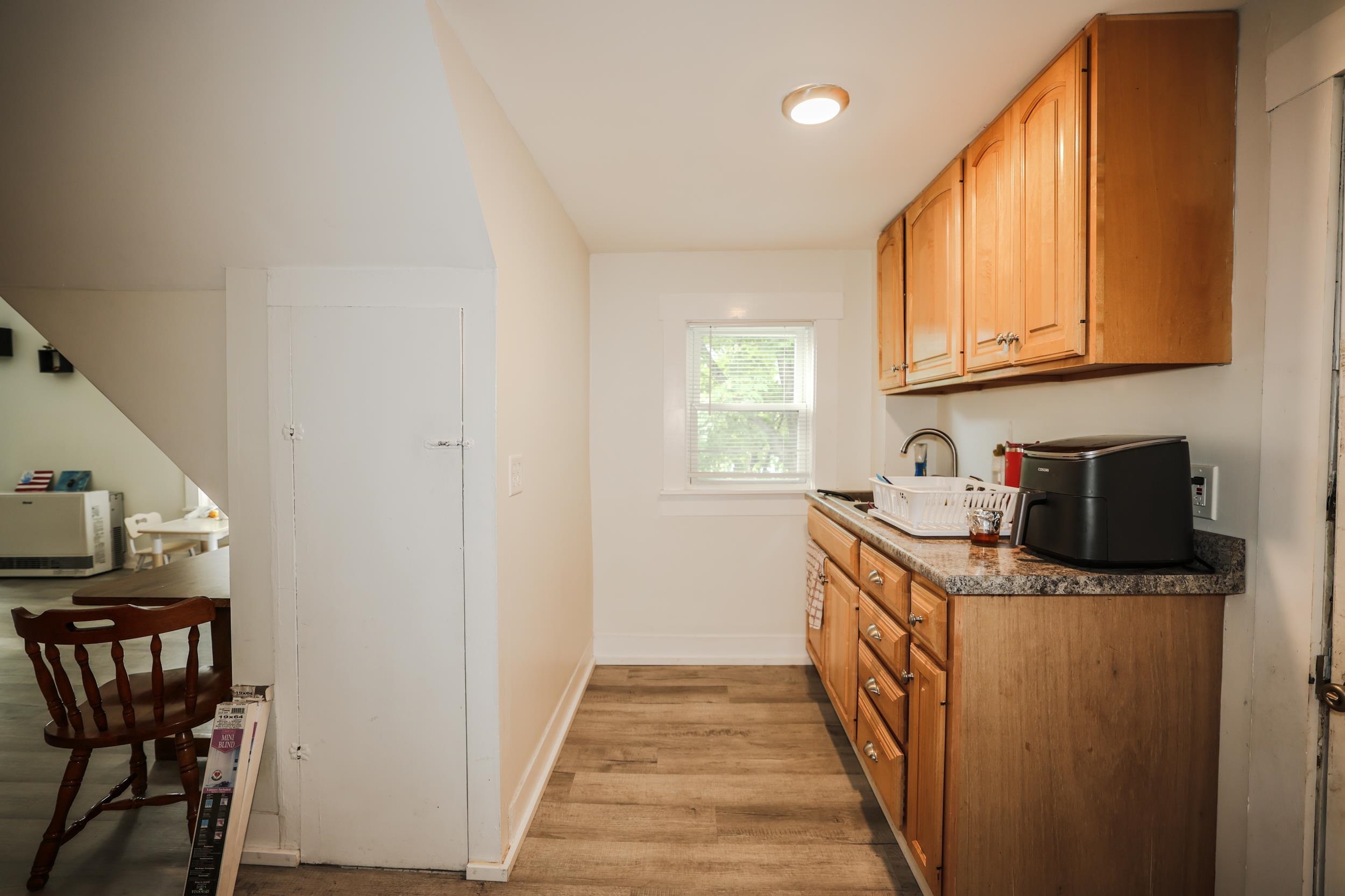 422 Lake Avenue Property Photo 8