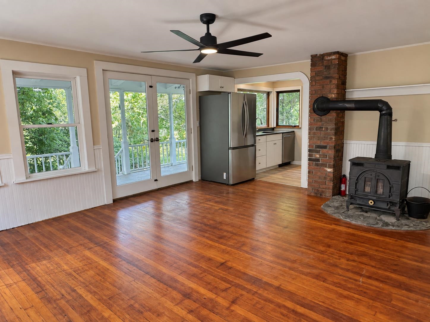 4168 Darling Hill Road Property Photo 4