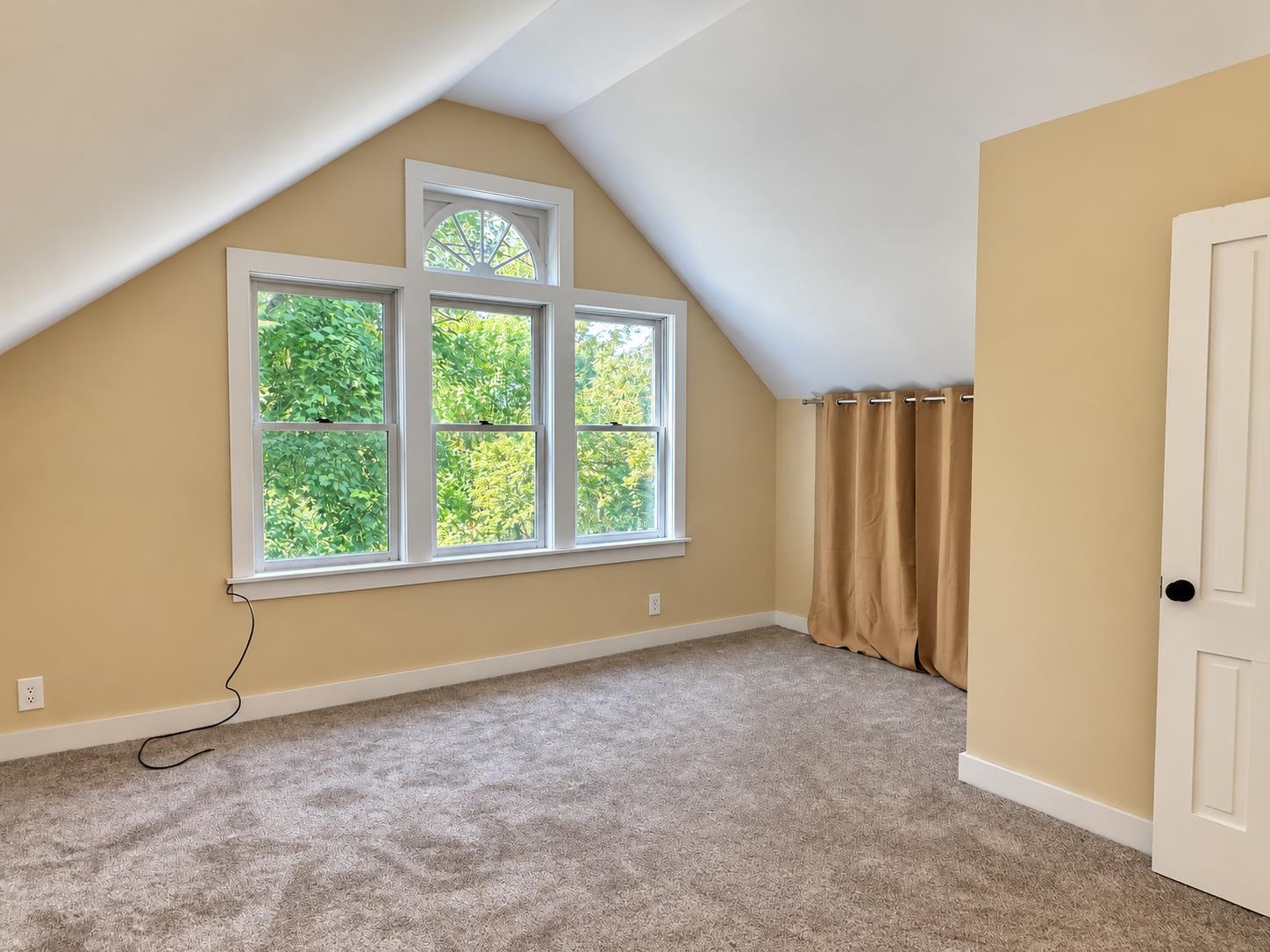 4168 Darling Hill Road Property Photo 14
