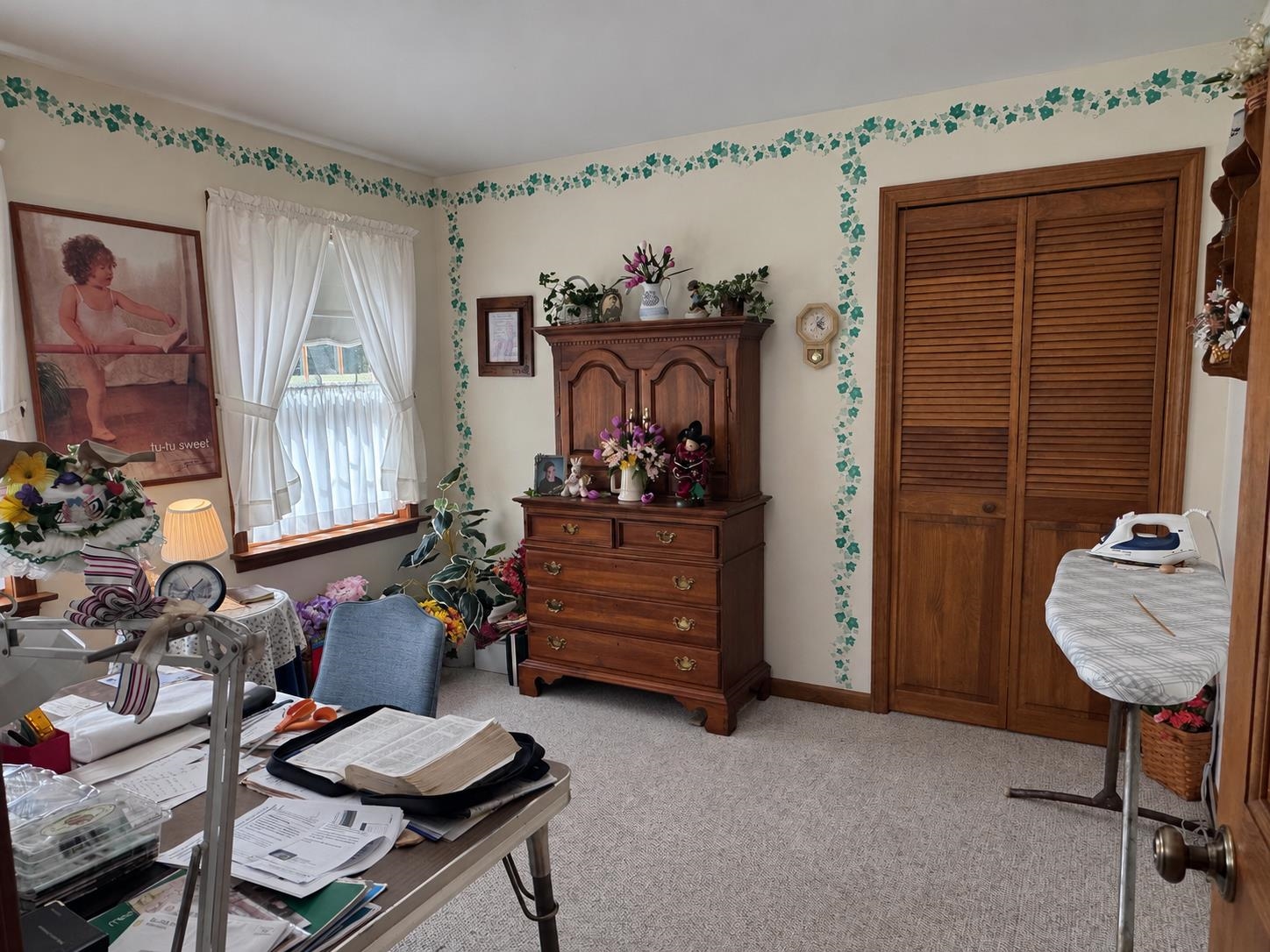 196 Spruce Street Property Photo 16