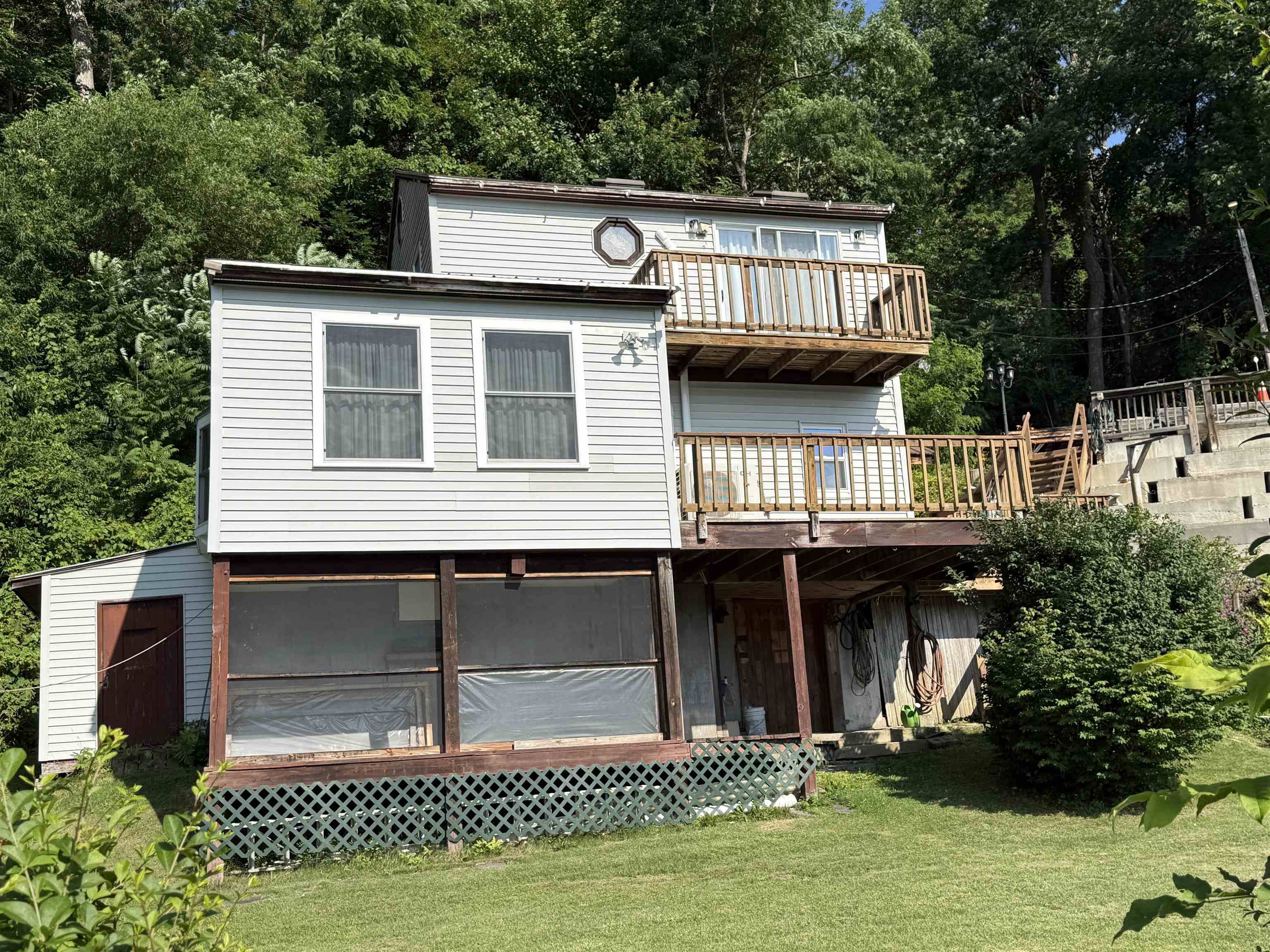 12 River Front Drive Property Photo 3