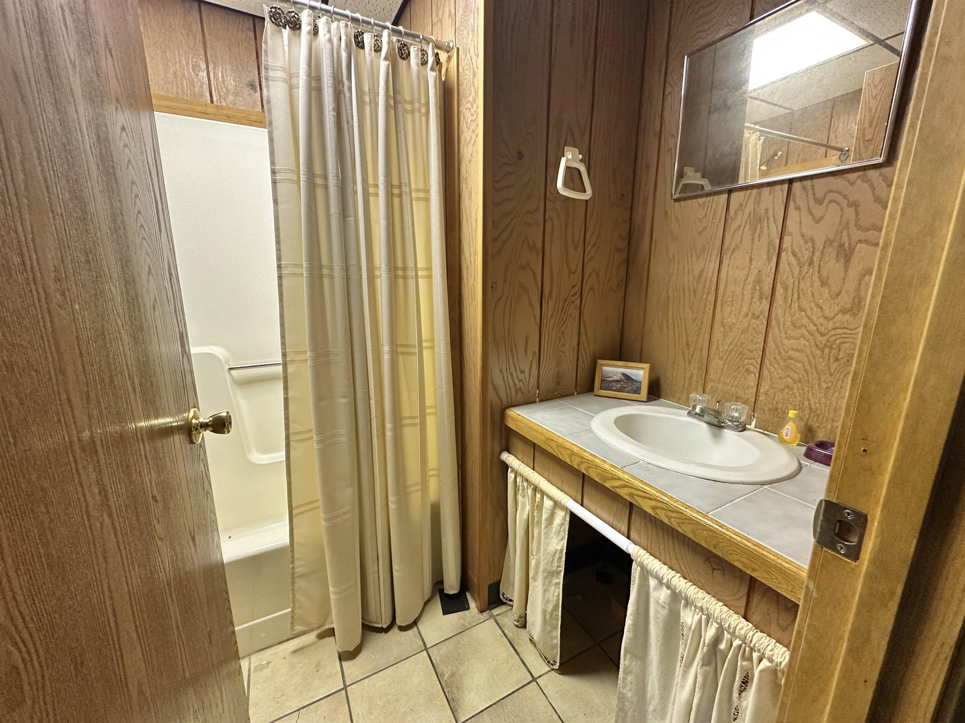 33 Little Shore Drive Property Photo 21