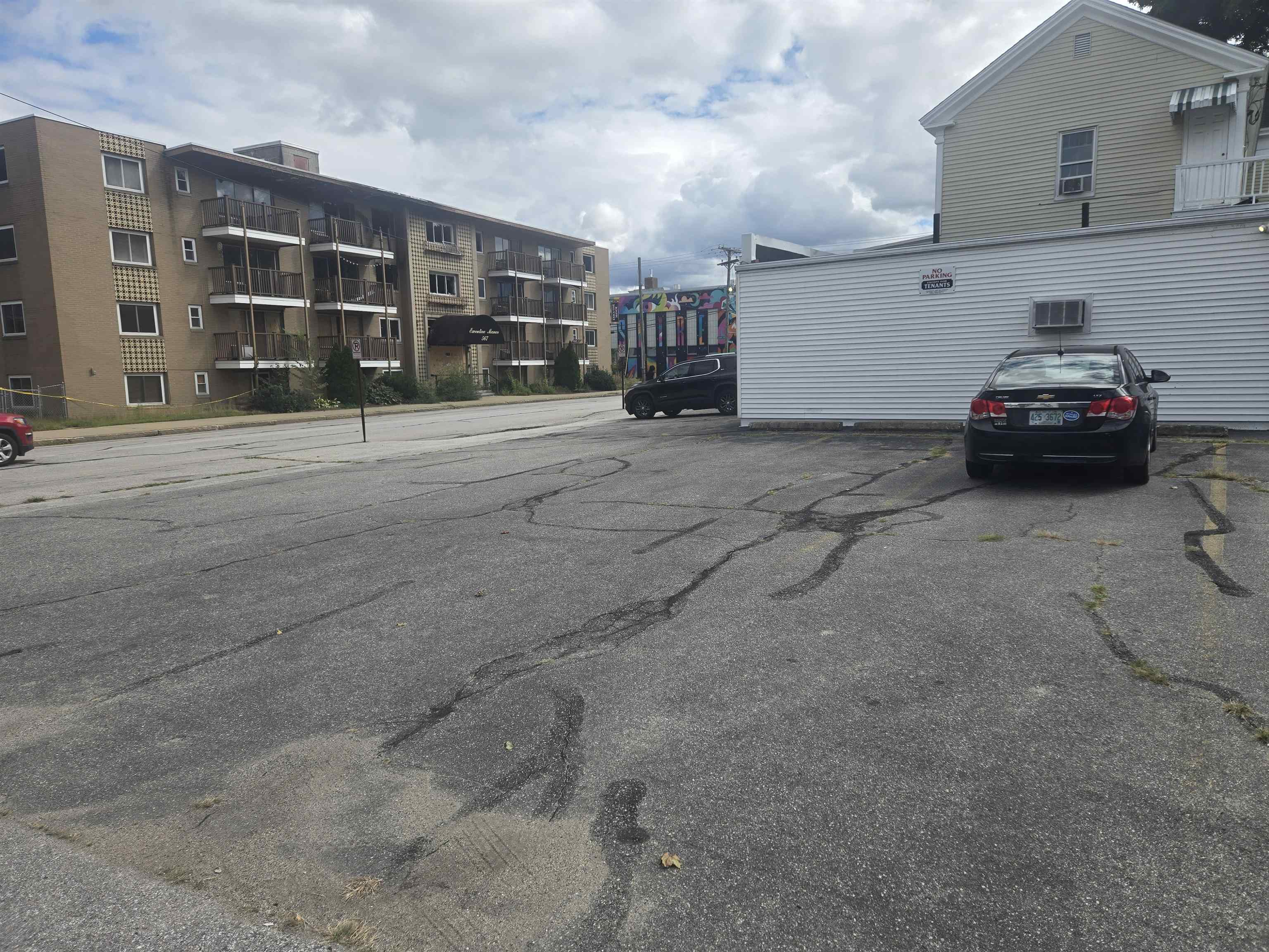 146 Lowell Street Property Photo 6