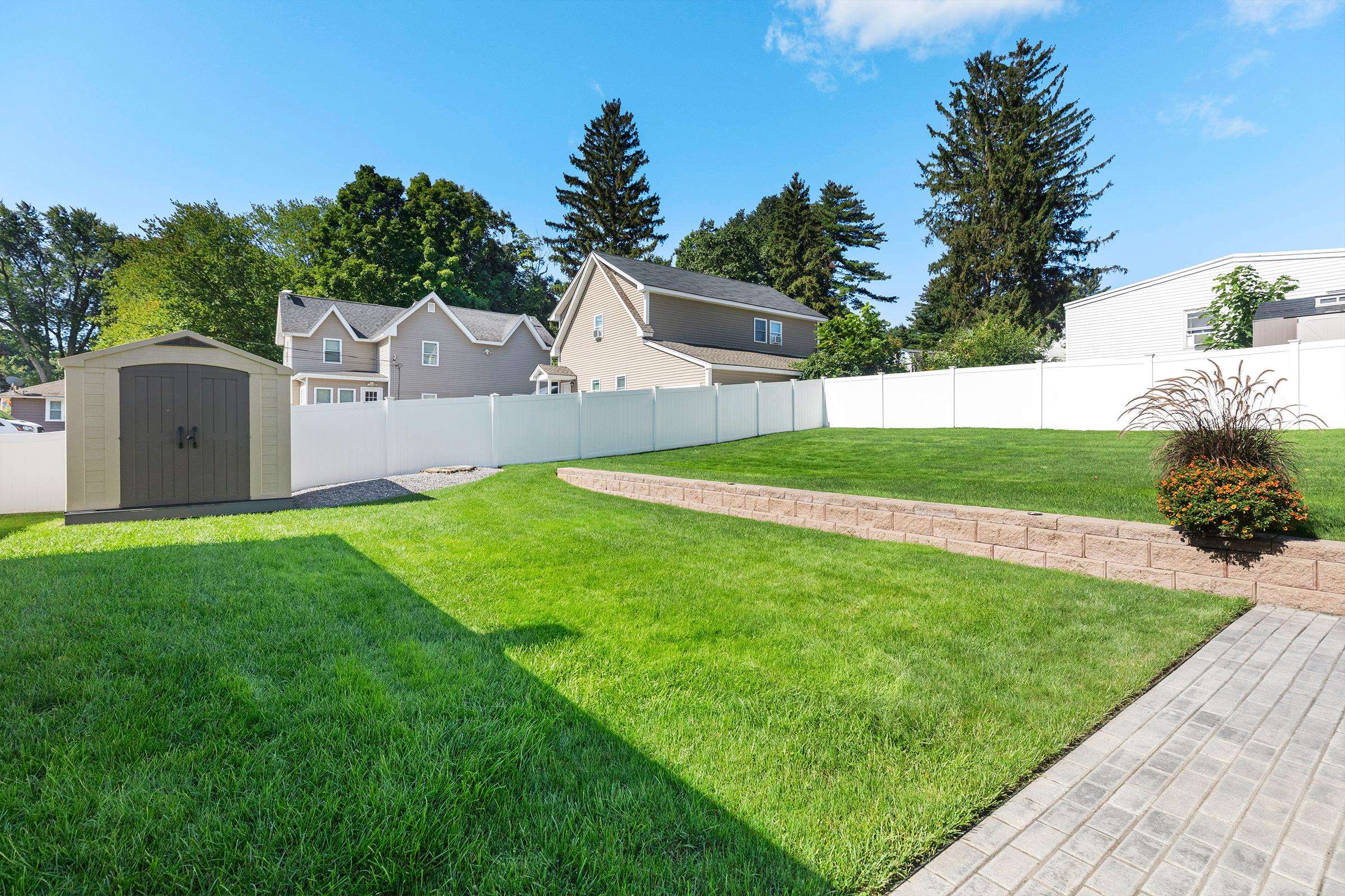 67 Donald Street Property Photo 28