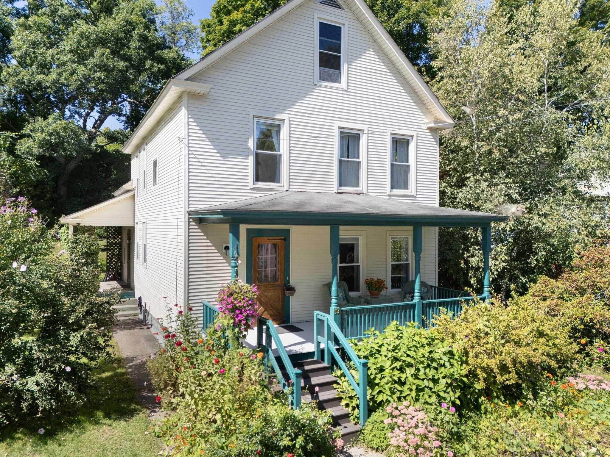 19 Blakeslee Street Property Photo 1