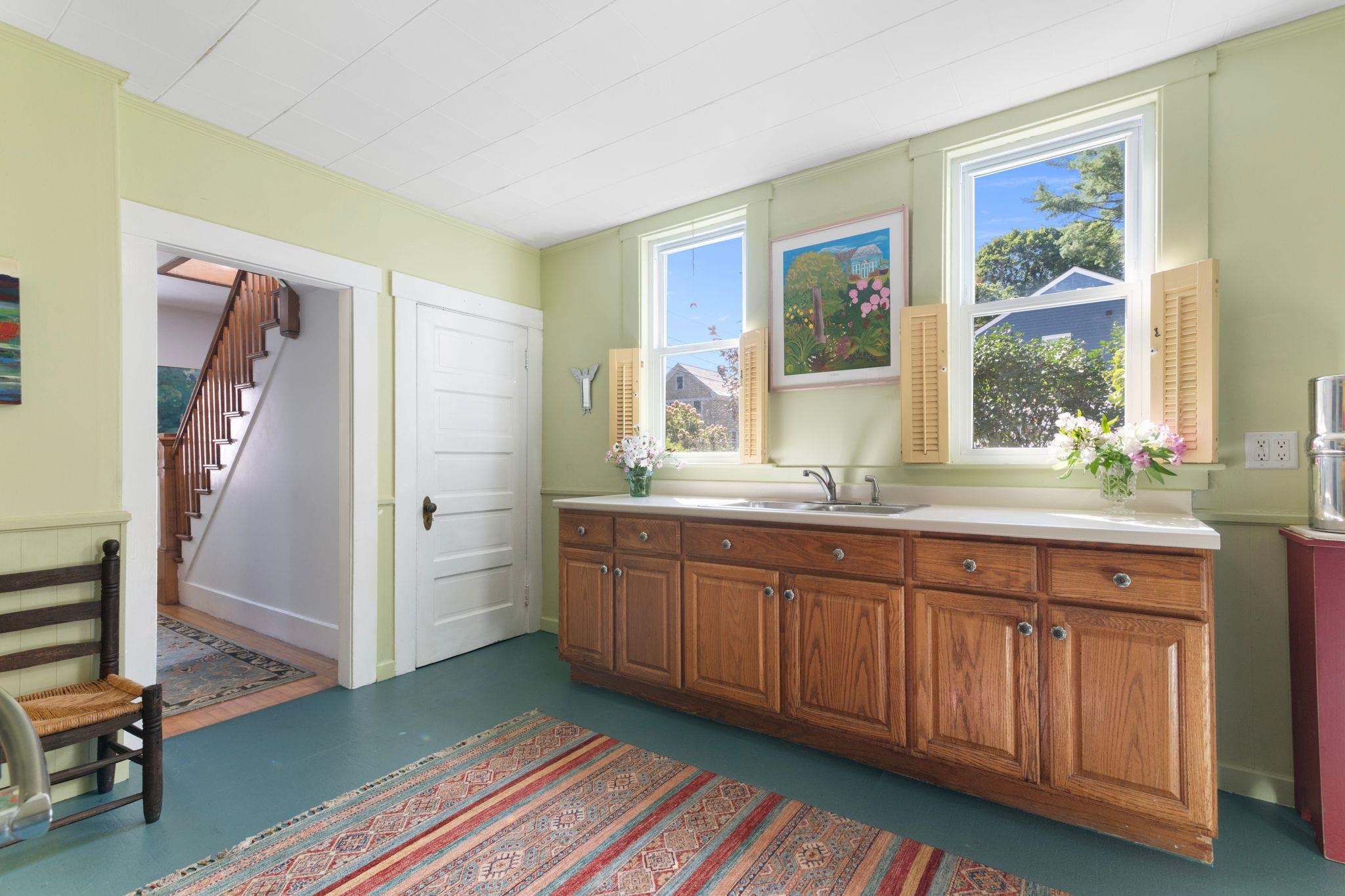 19 Blakeslee Street Property Photo 11