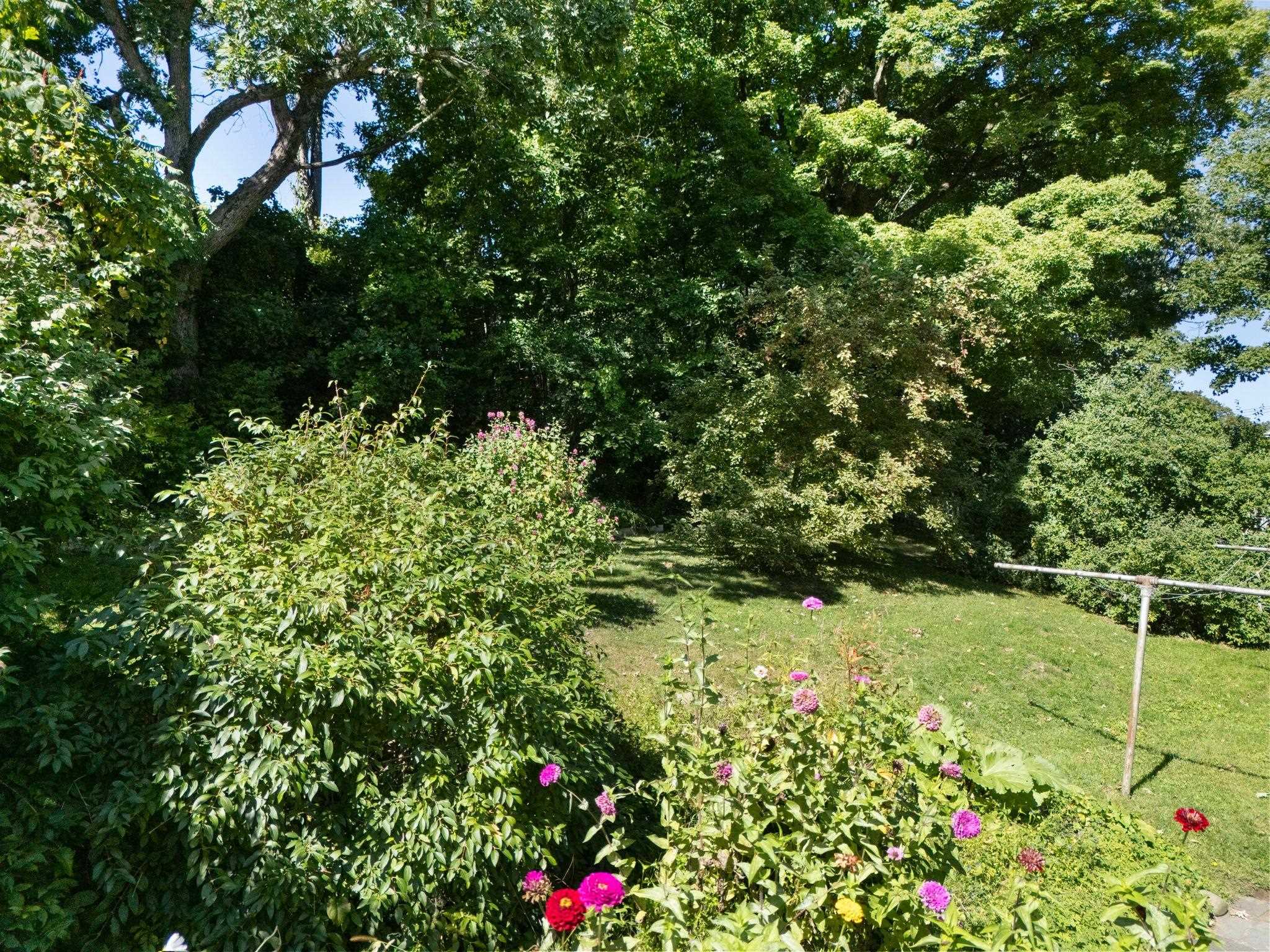 19 Blakeslee Street Property Photo 44