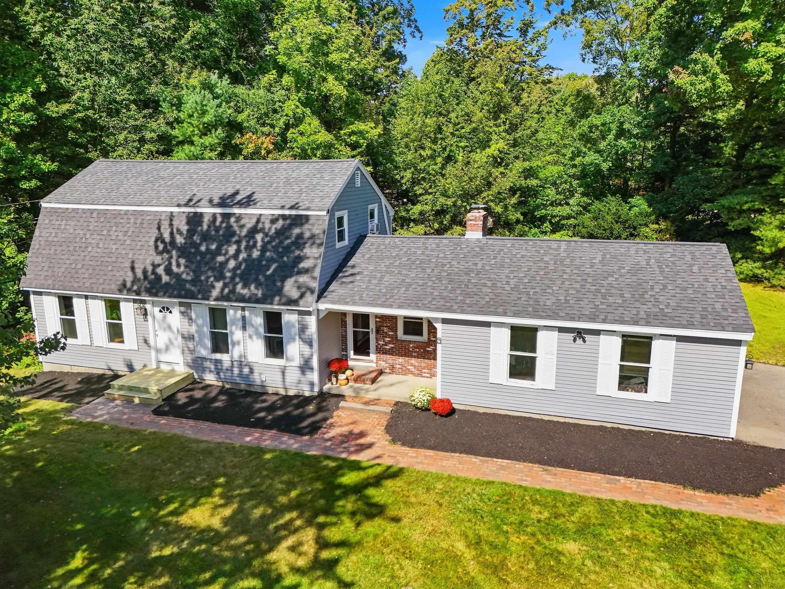 5 Arrowhead Road Property Photo 2