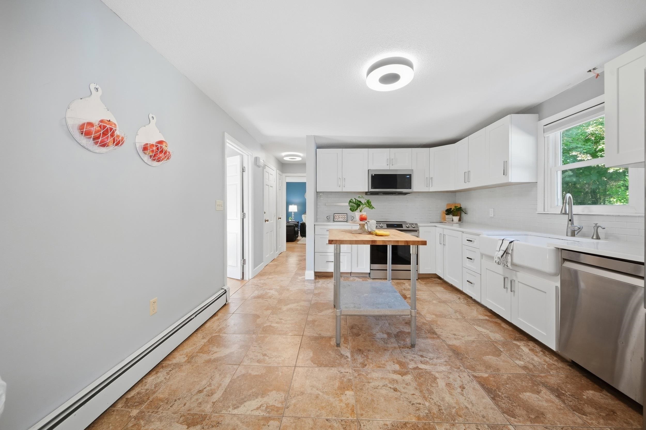 5 Arrowhead Road Property Photo 8