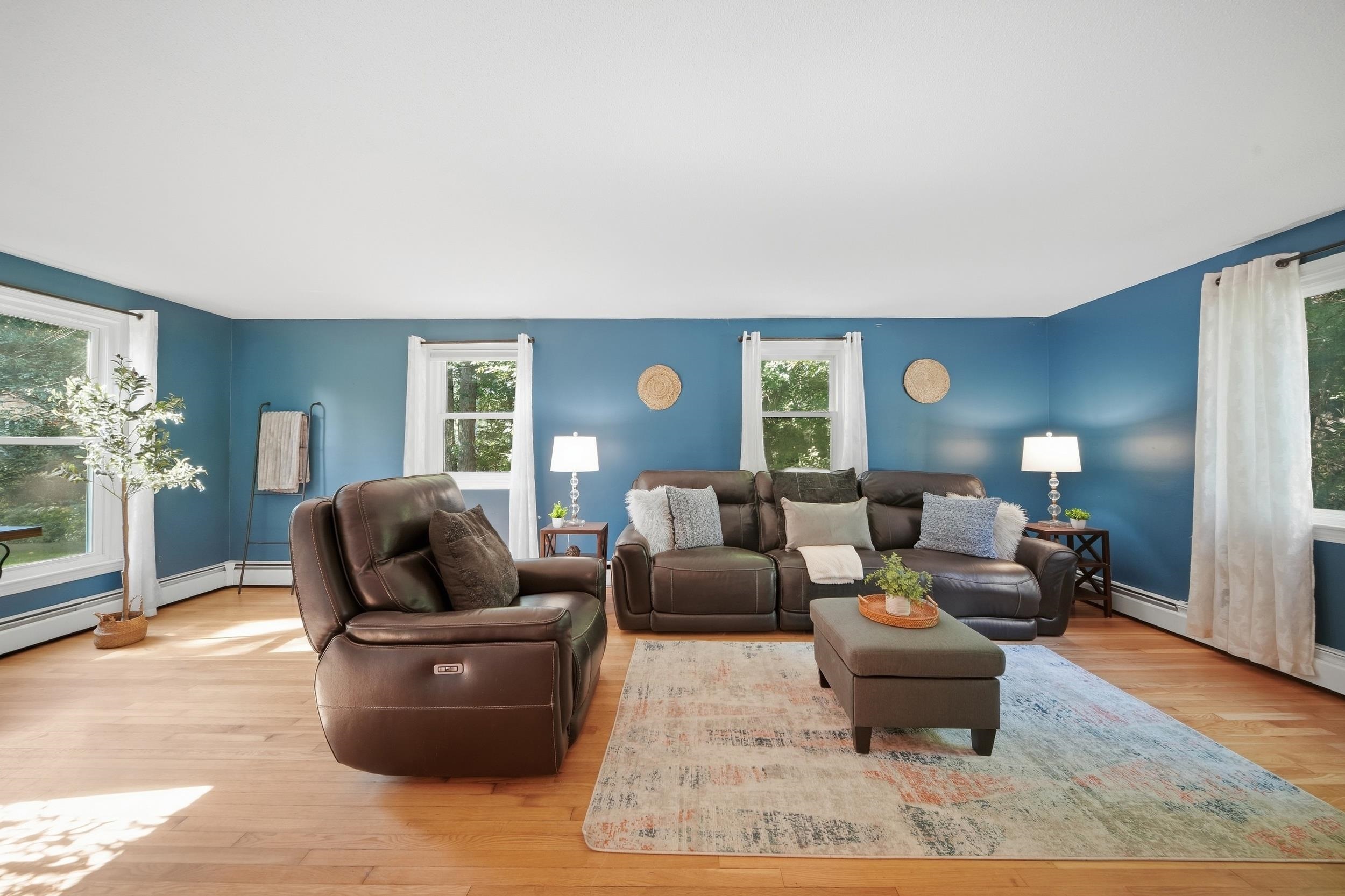 5 Arrowhead Road Property Photo 15