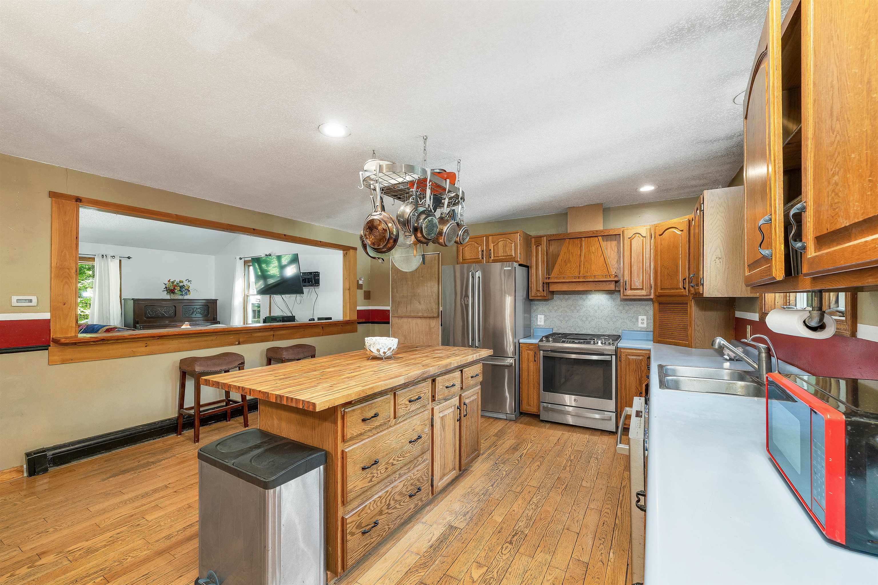 76 I Street Property Photo 3
