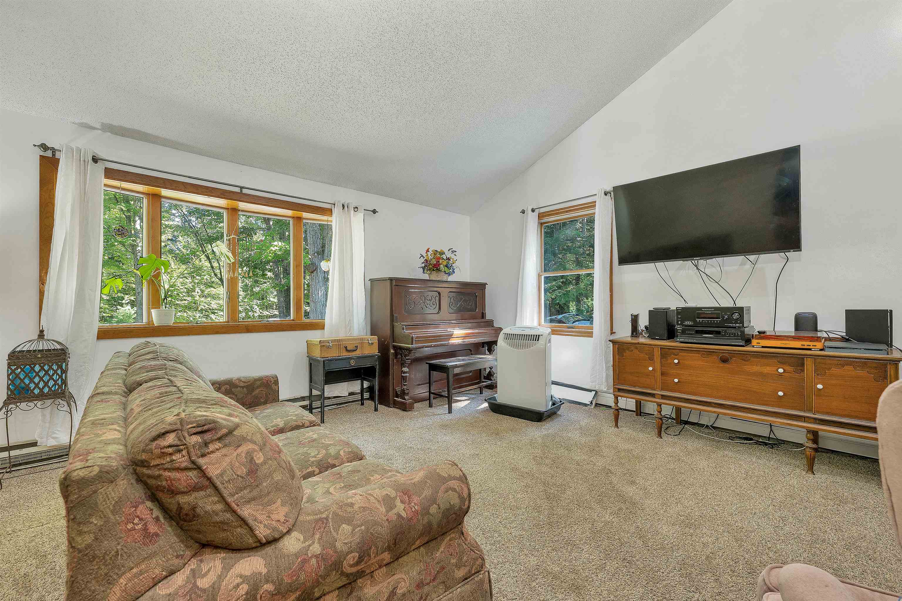 76 I Street Property Photo 8