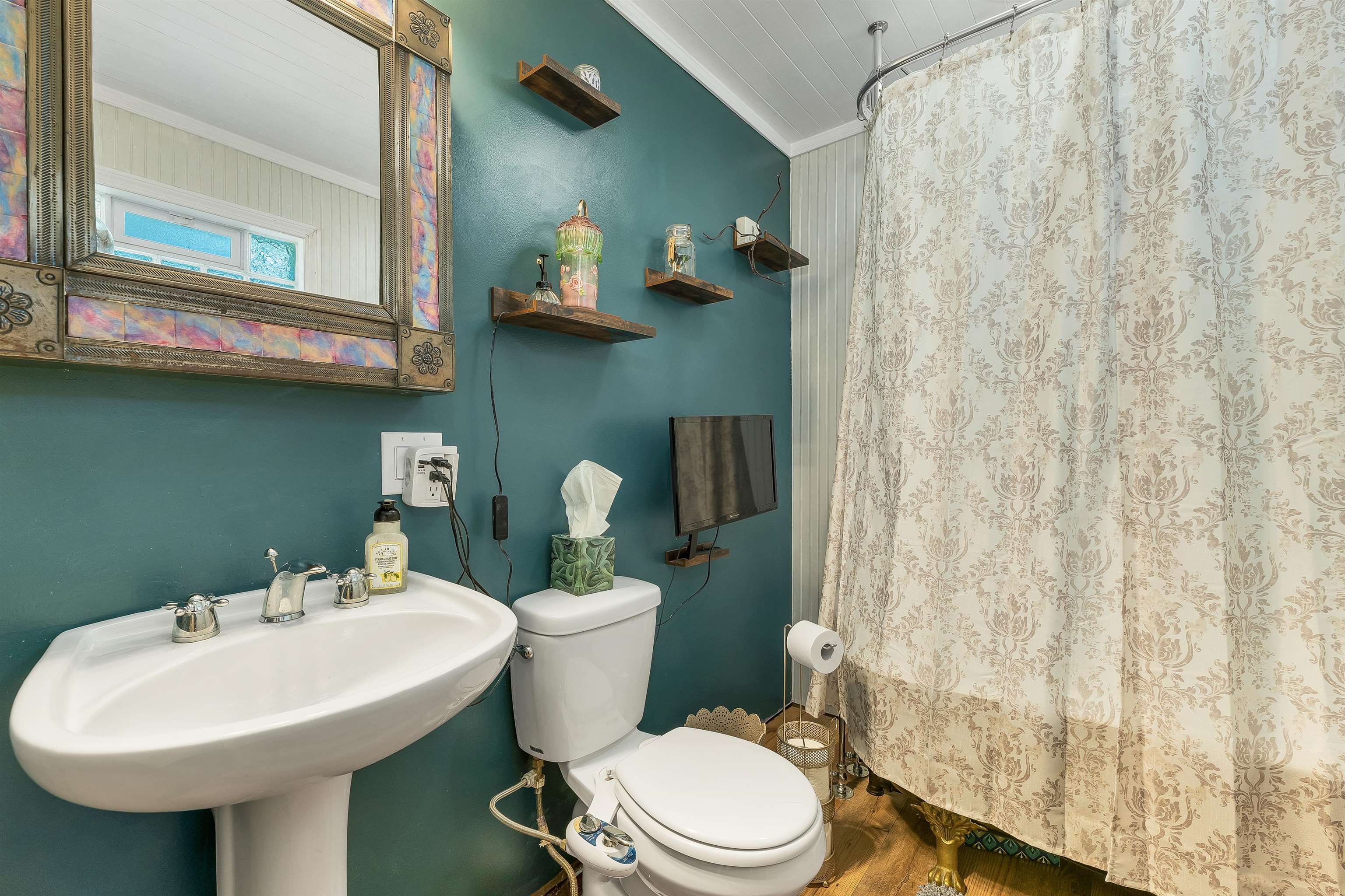 76 I Street Property Photo 18