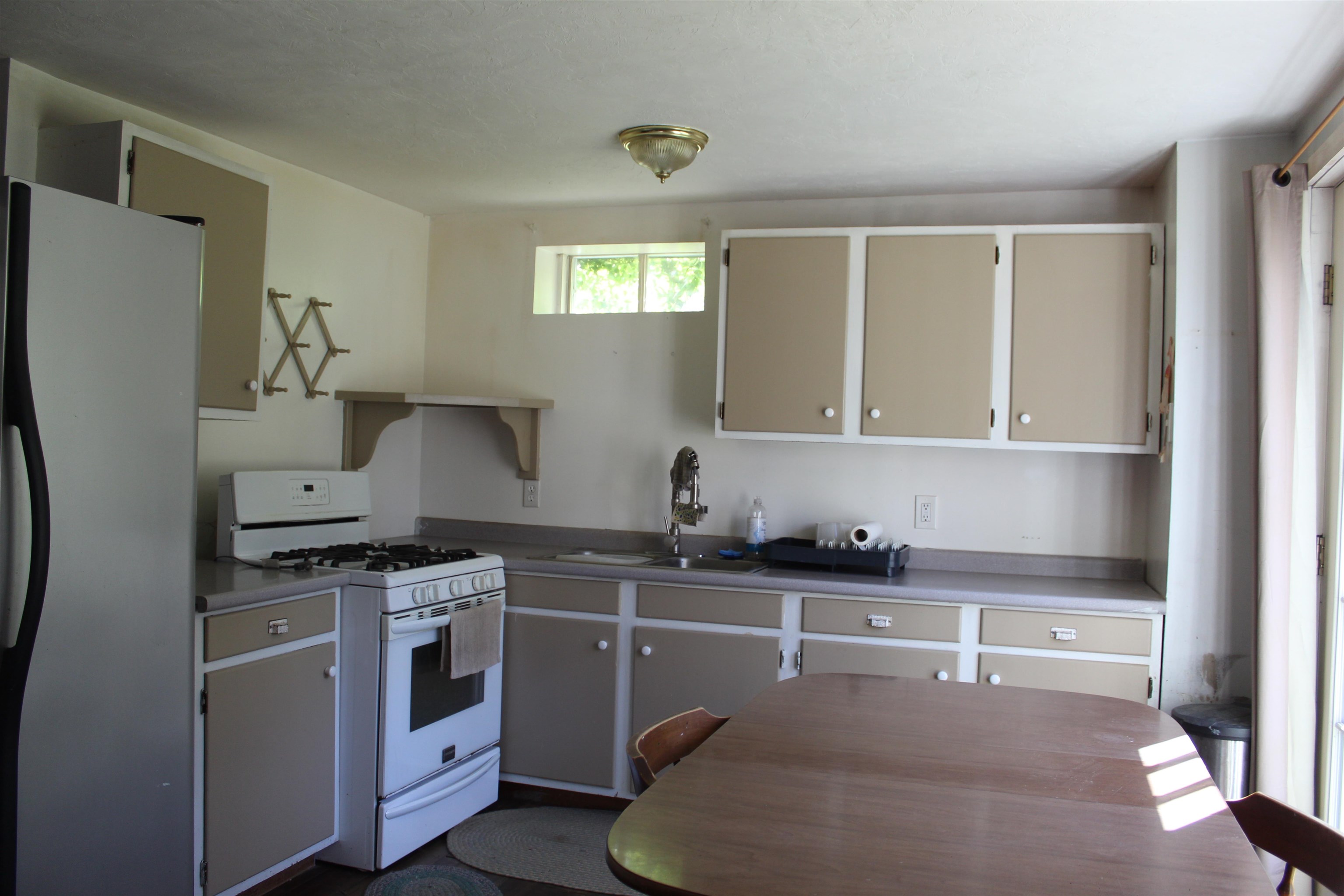 76 I Street Property Photo 43