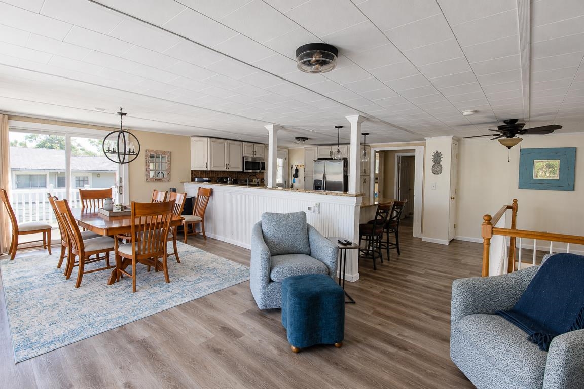 107 Lakeshore Drive Property Photo 15